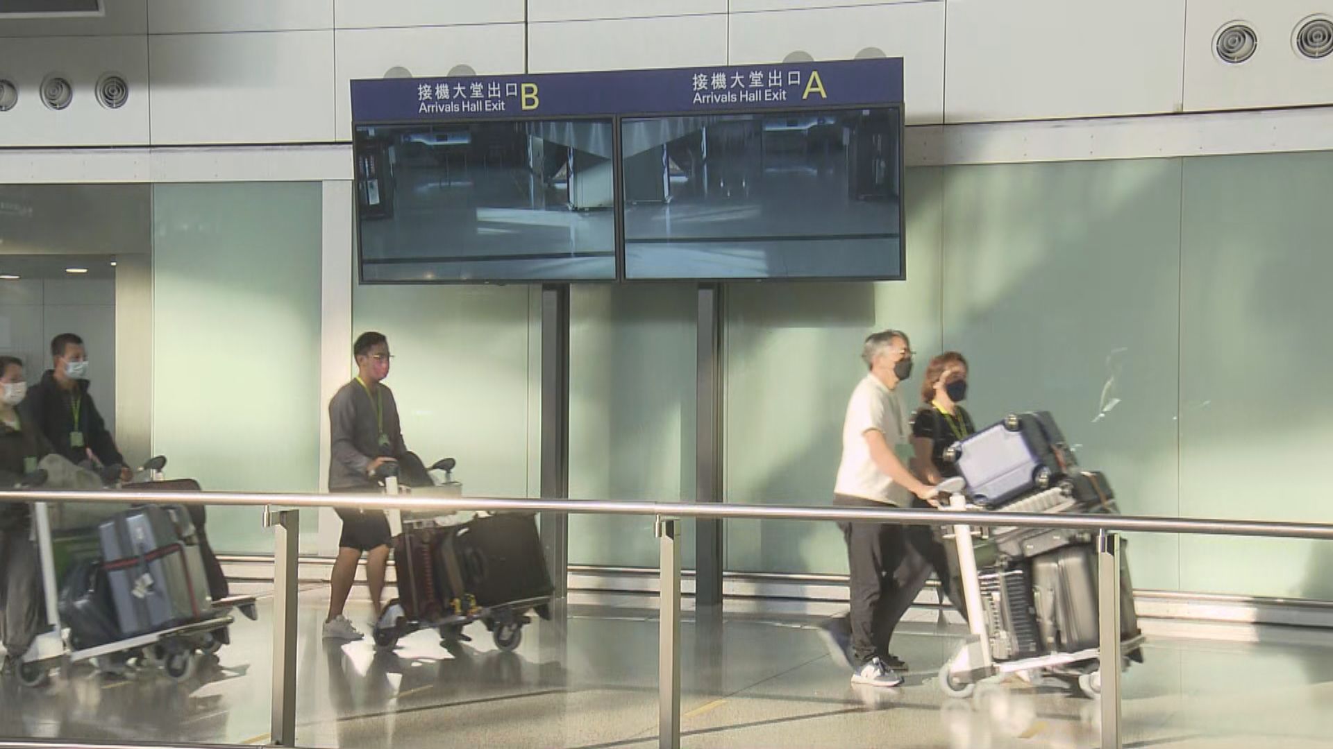 入境檢疫放寬至「0+3」　有航班延遲起飛在措施生效後抵港