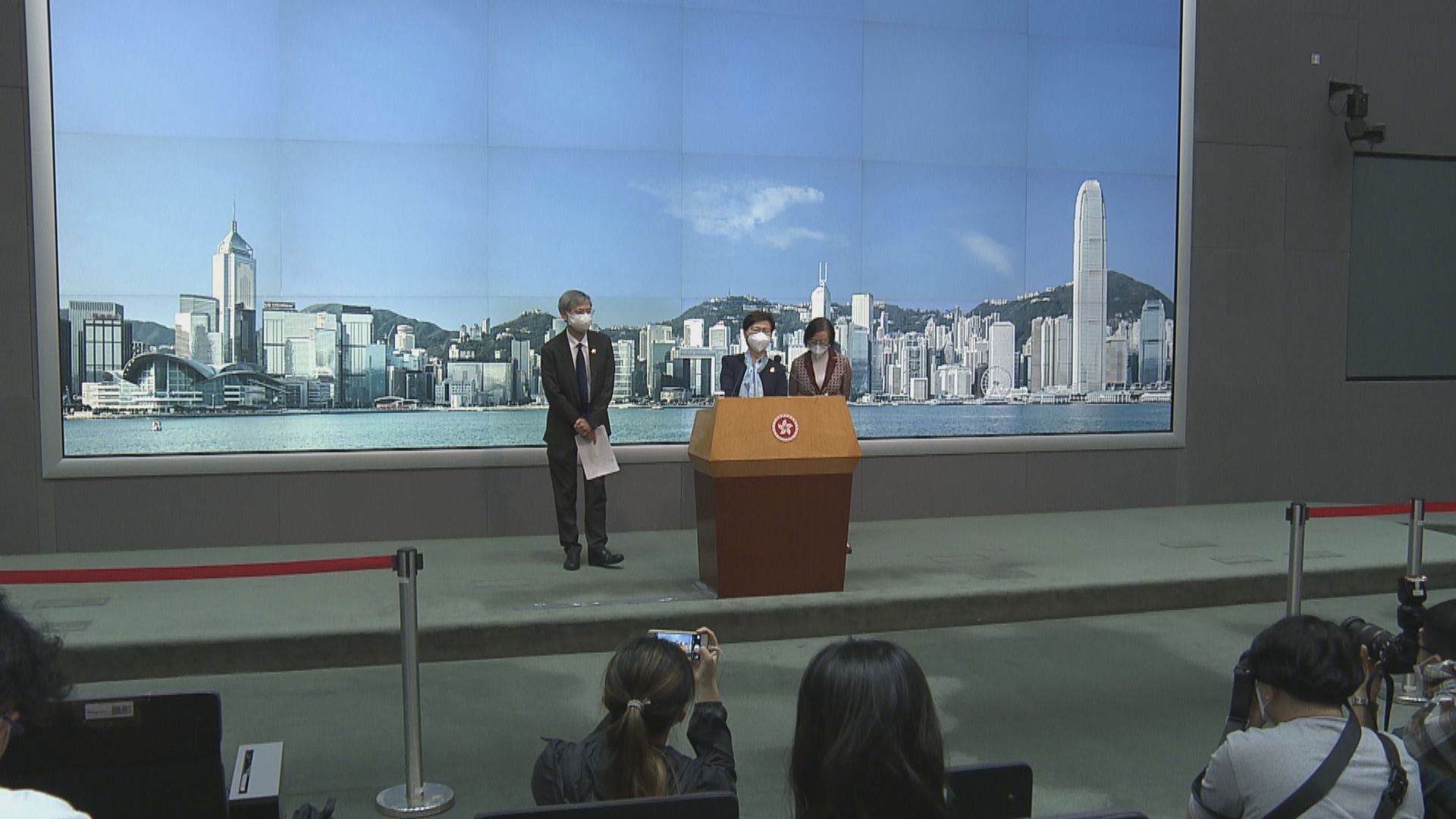 林鄭月娥：盼市民提高防疫意識　暫毋須收緊防疫措施