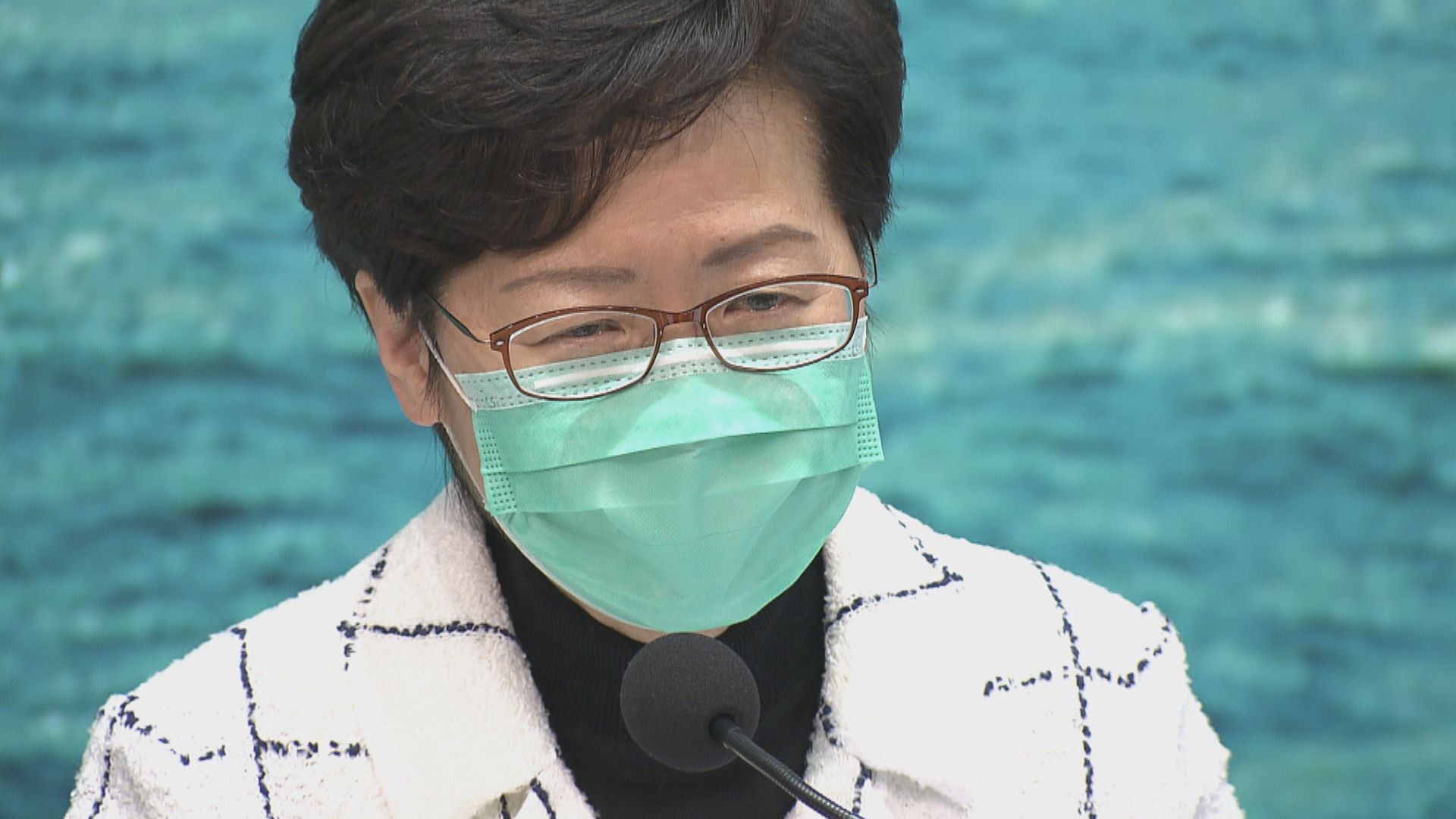 林鄭哽咽批少數人違反檢疫令　影響防疫工作
