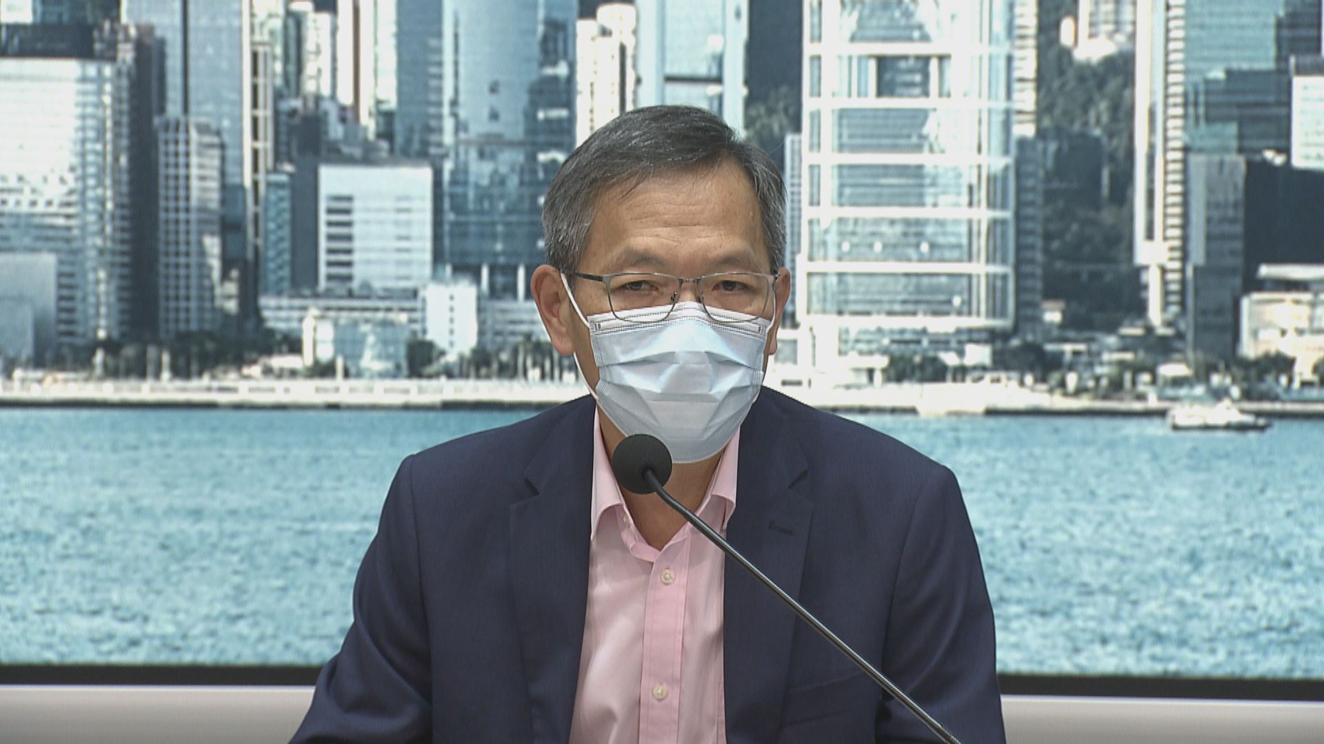 政府指無證據顯示接種疫苗令整體死亡中風等風險增加