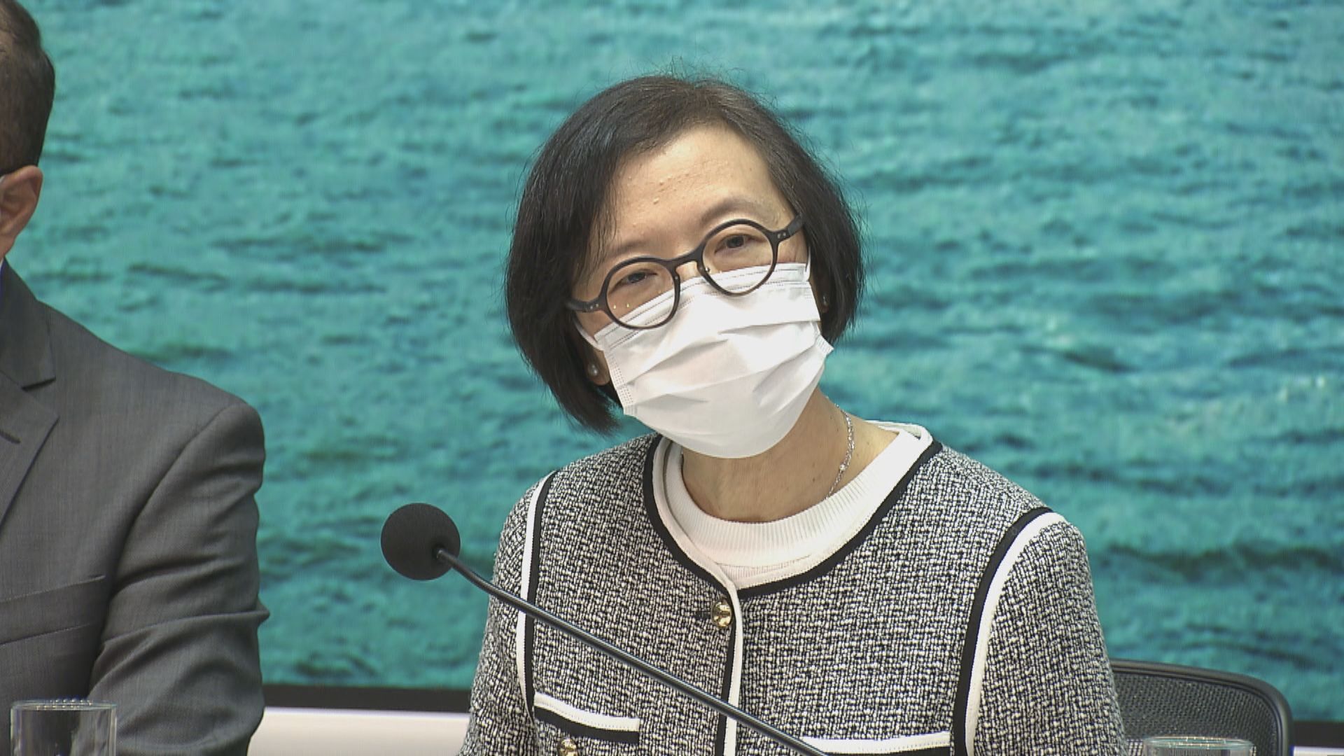 陳肇始：希望透過關閉酒吧切斷傳播鏈