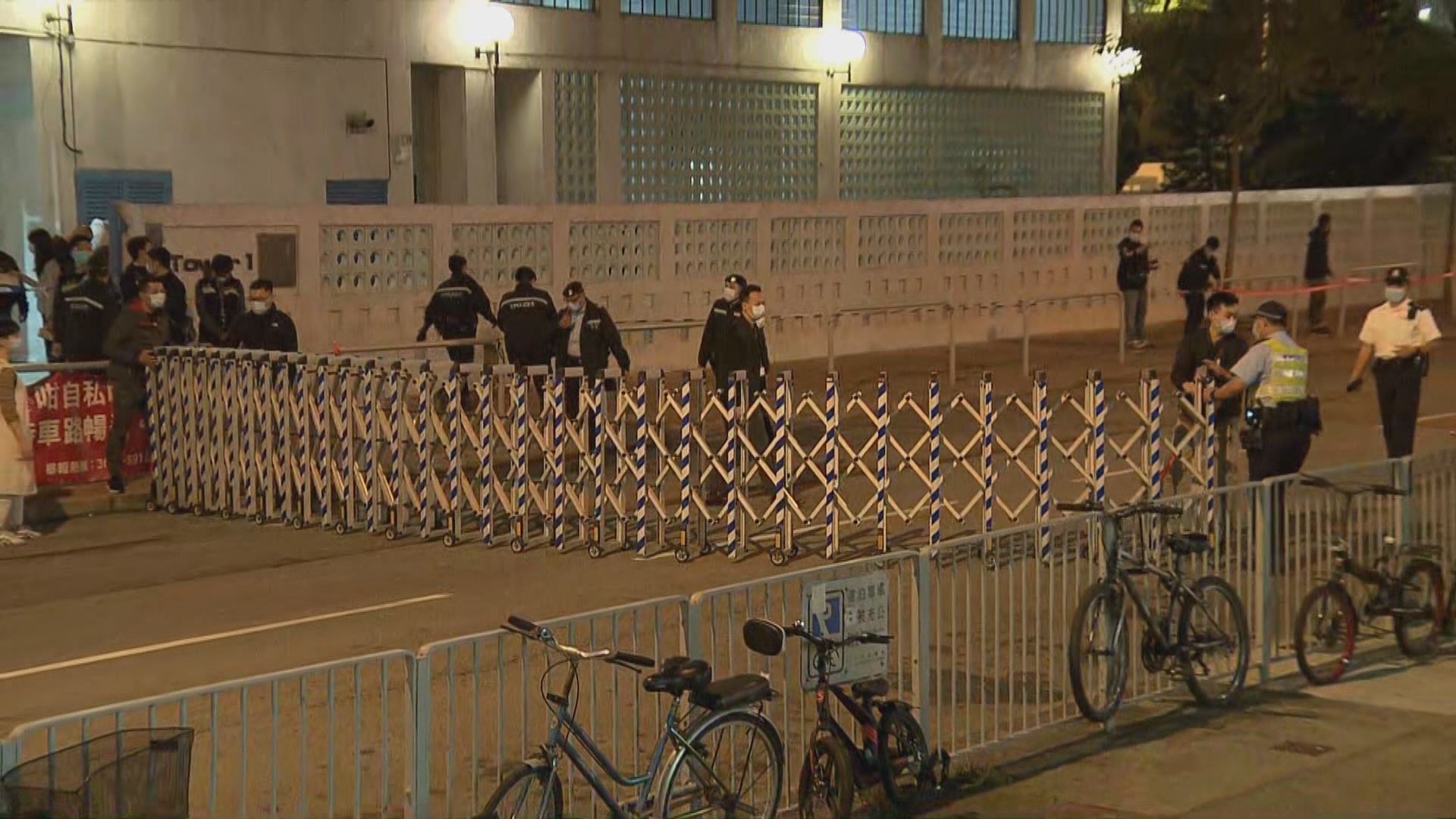 柴灣興華邨美華樓及屯門豐景園一座圍封強檢