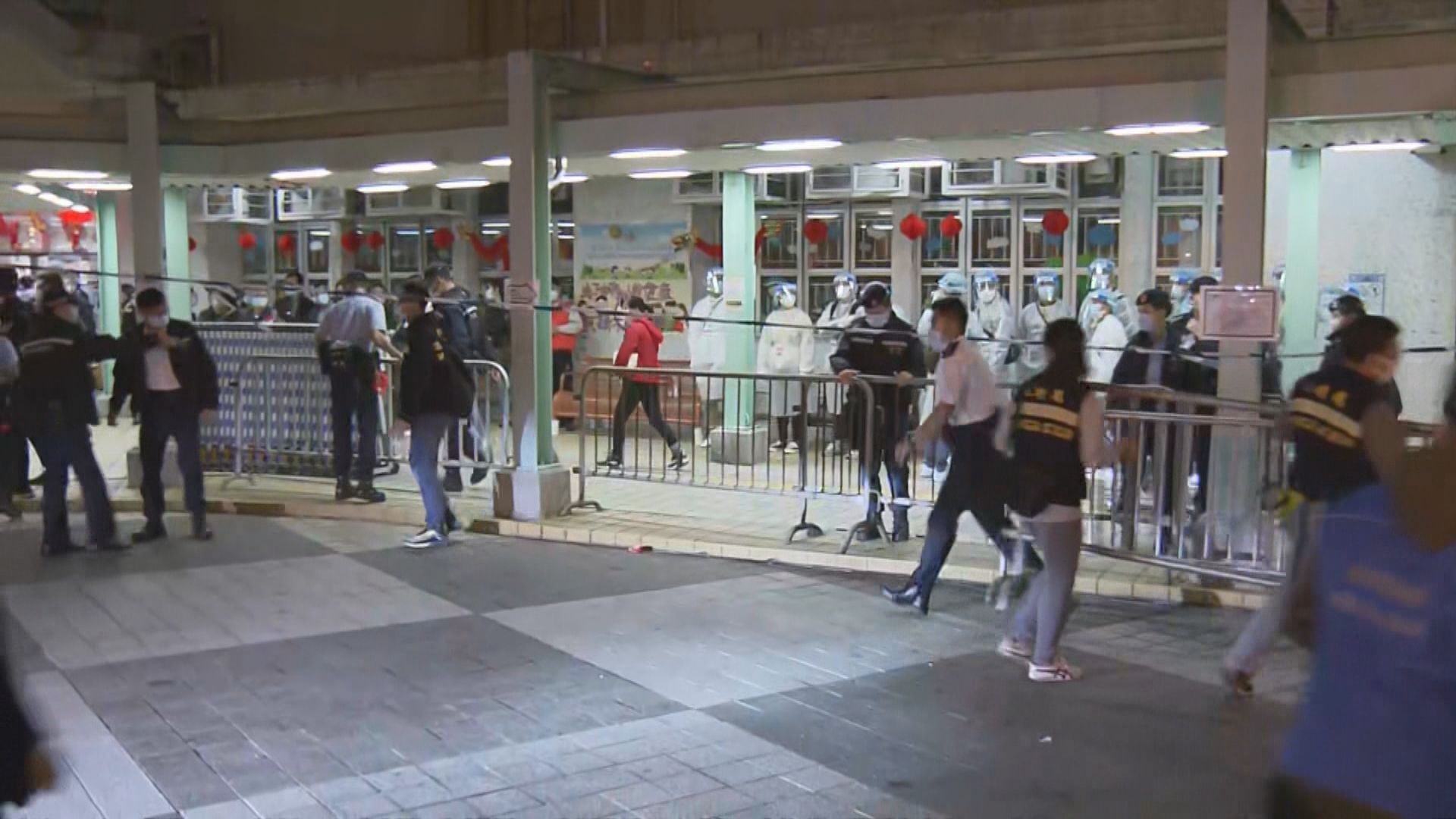 土瓜灣定安大廈D座圍封強檢　目標明早六時半完成