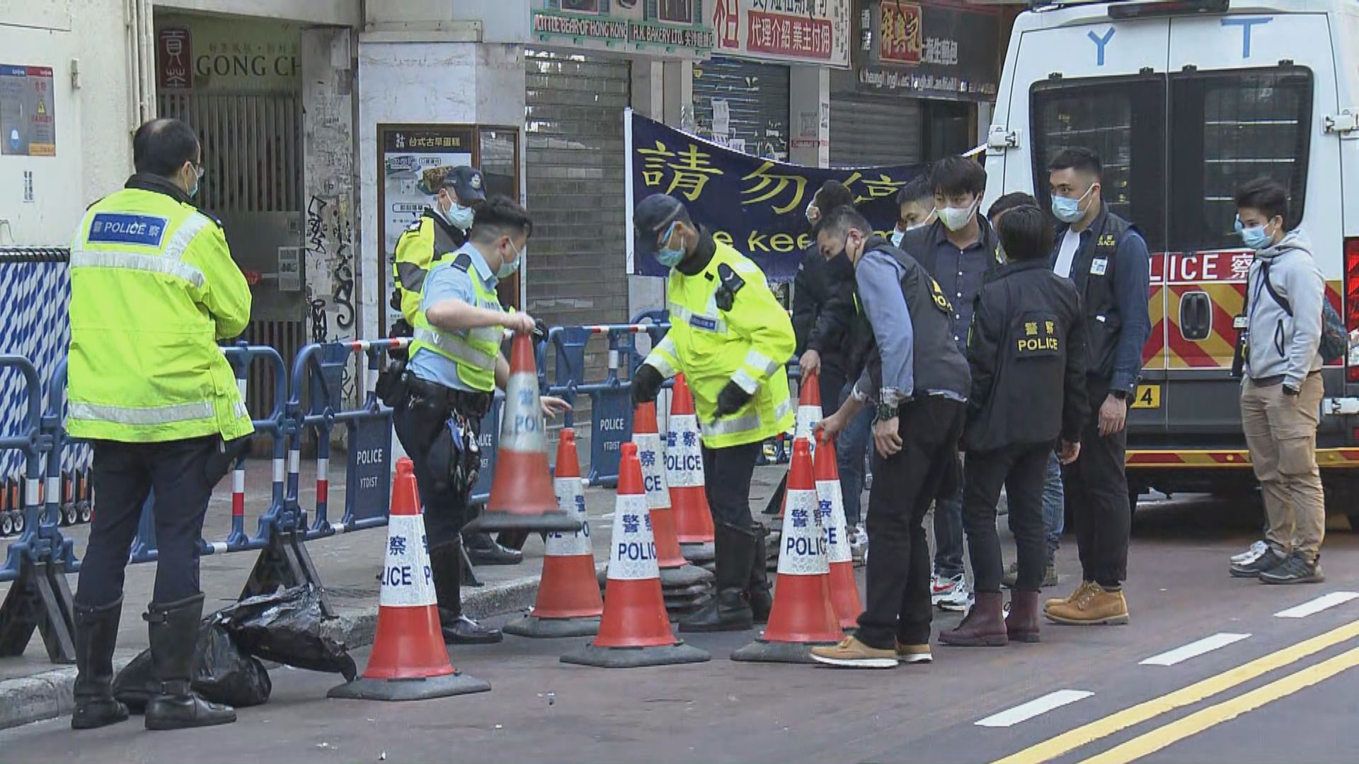 華源大廈居民出示陰性證明後　可離開尖沙咀受限區域