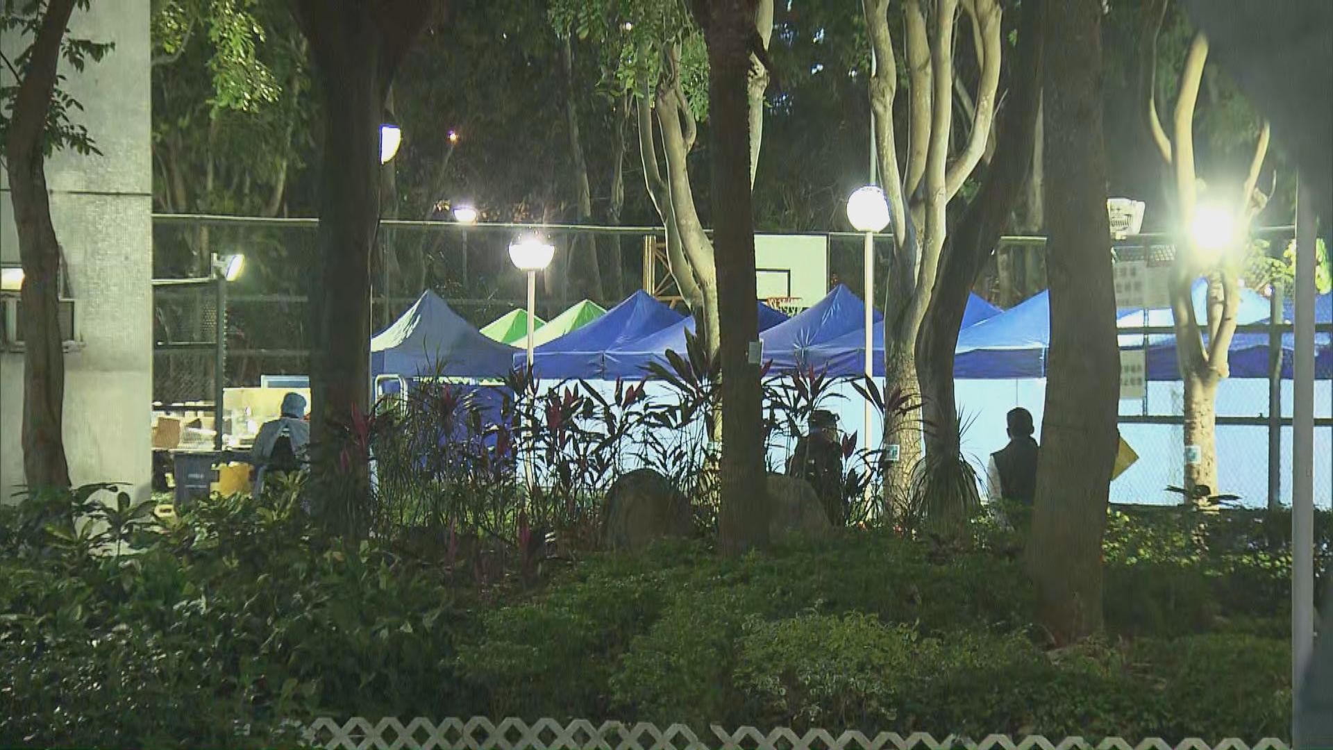 政府圍封秀茂坪邨秀華樓、秀義樓及將軍澳安寧花園第5座　居民須強檢