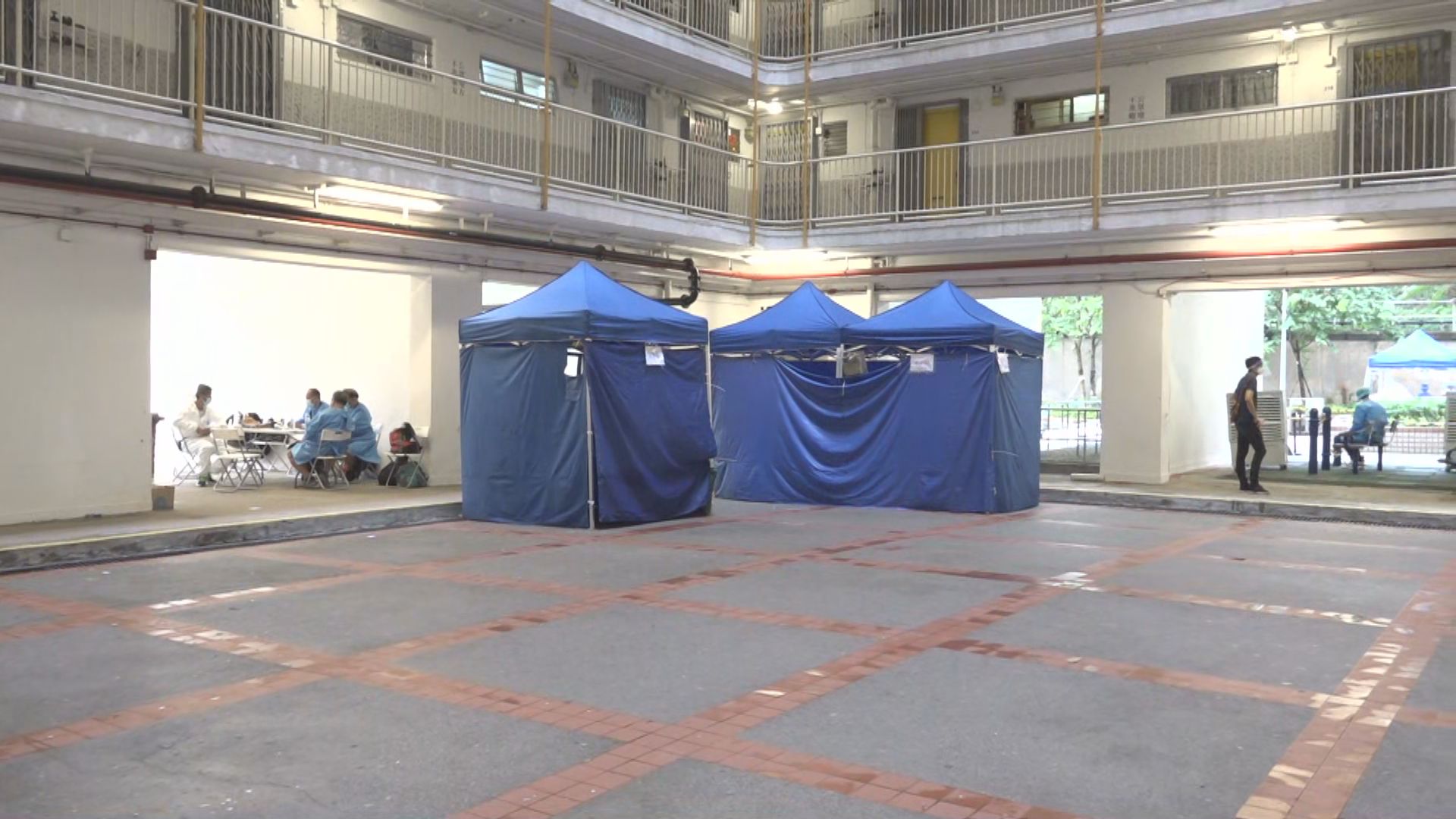 相隔一周再有圍封強檢　彩雲邨豐澤樓居民須檢測