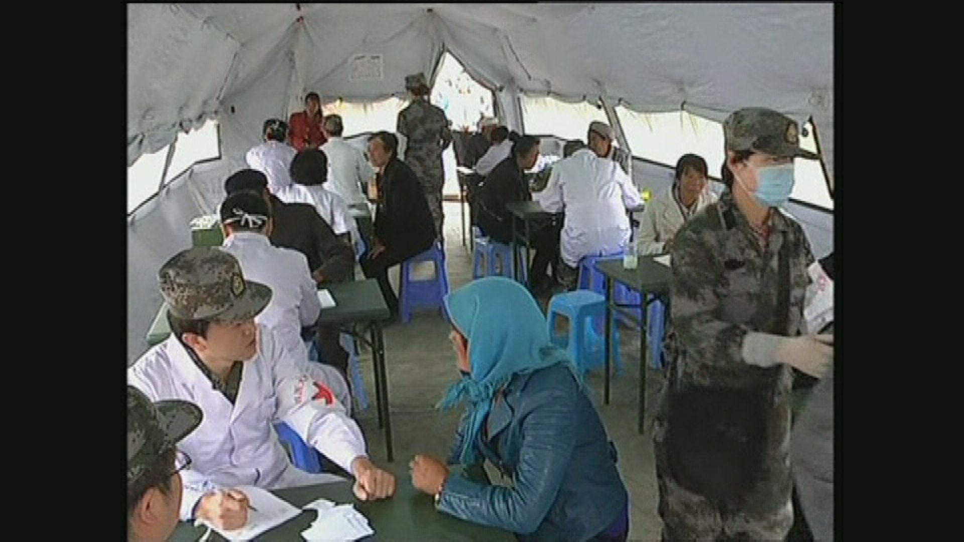 解放軍派40名醫護到武漢醫院