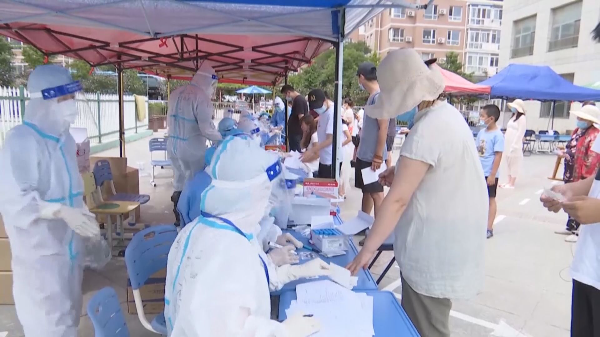 荊州確診者治癒數月後復發　烏魯木齊一半患者零症狀