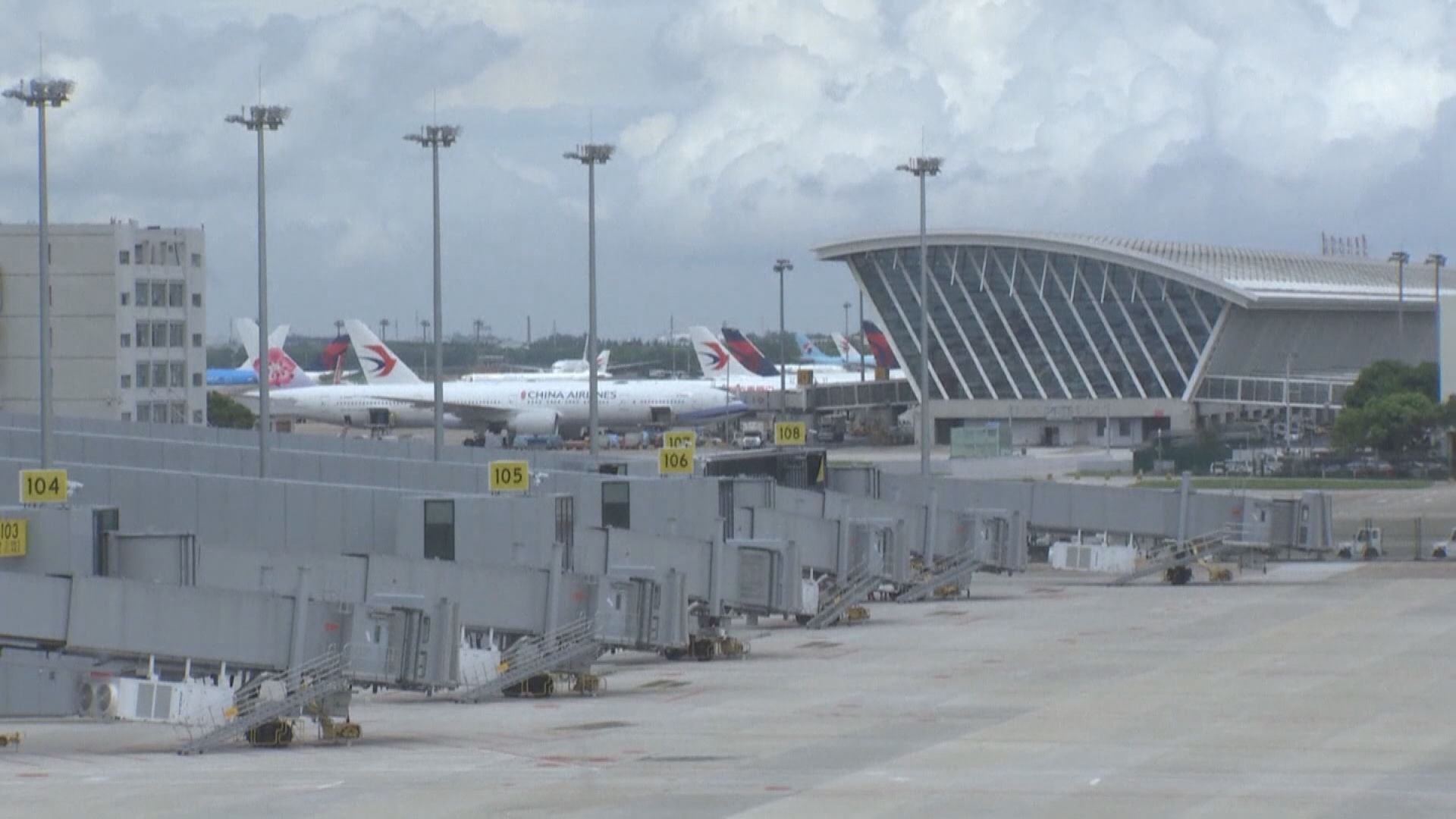 上海浦東機場一名搬運工人確診