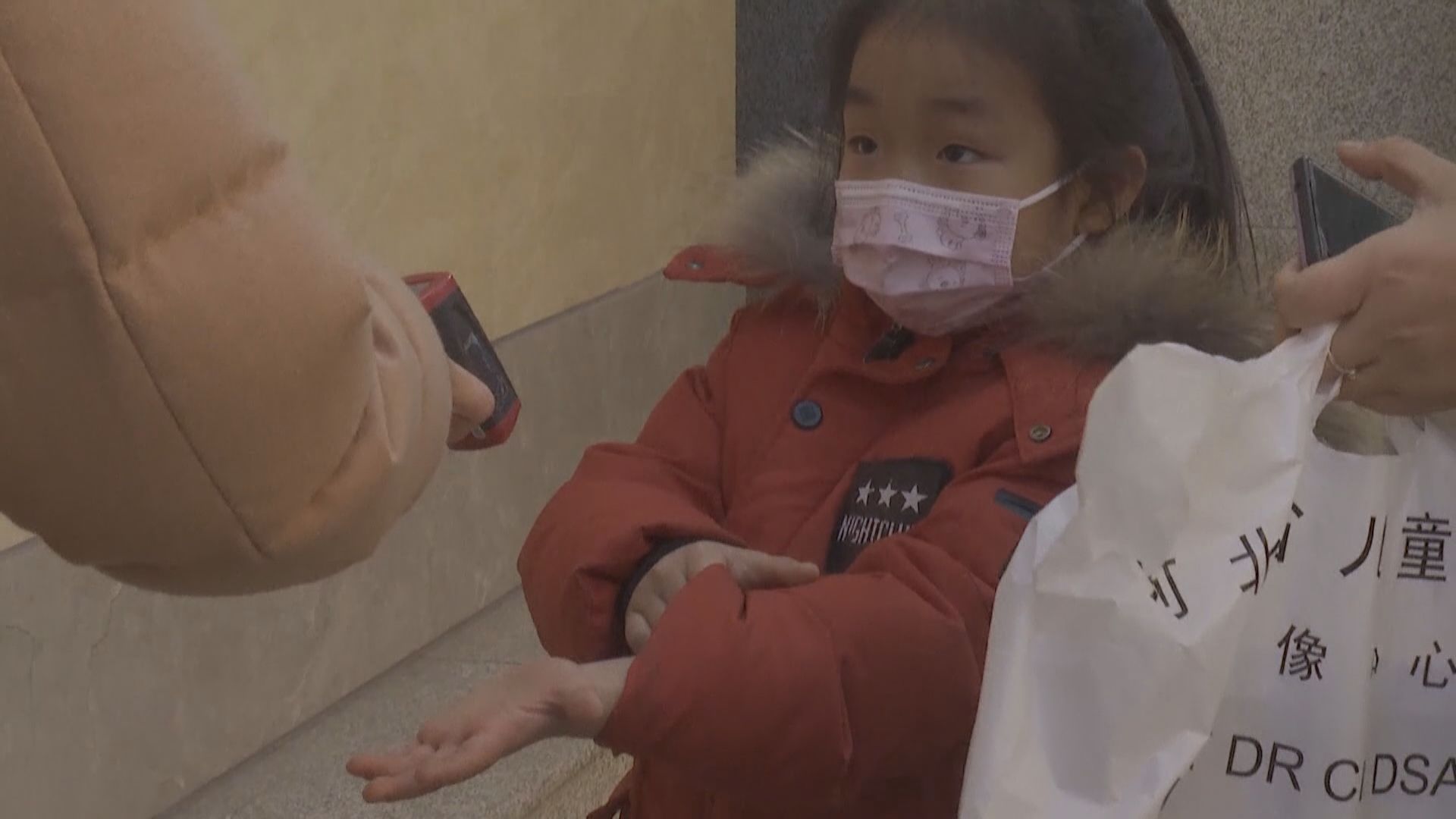 內地32宗確診　本土個案多來自河北當地進入戰時狀態