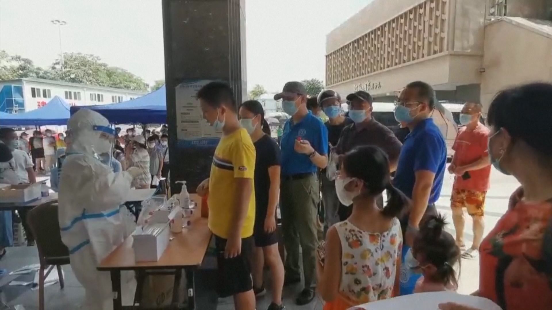 南京爆疫情政府查詢熱線打不通　官員：深表歉意