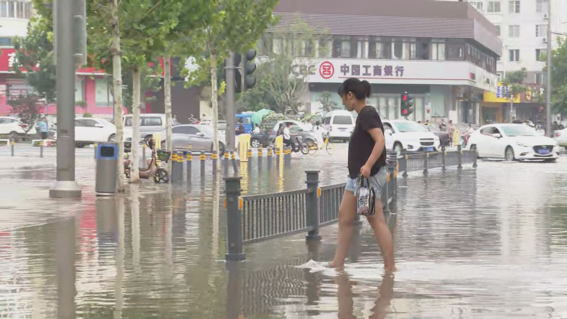 內地增近百宗本地確診　鄭州全巿A級景區和網吧關閉