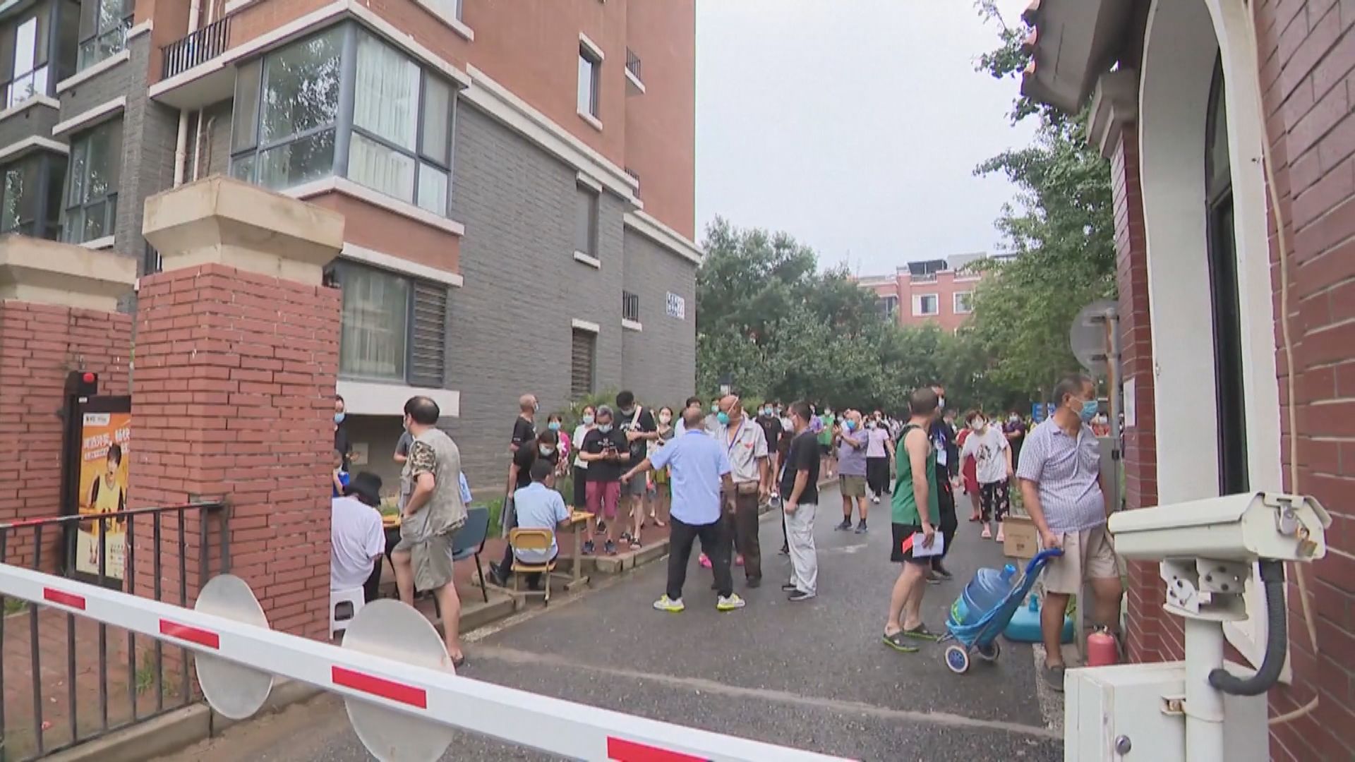 內地新冠本土病例連跌七日　衞健委：力爭月底前控制住疫情