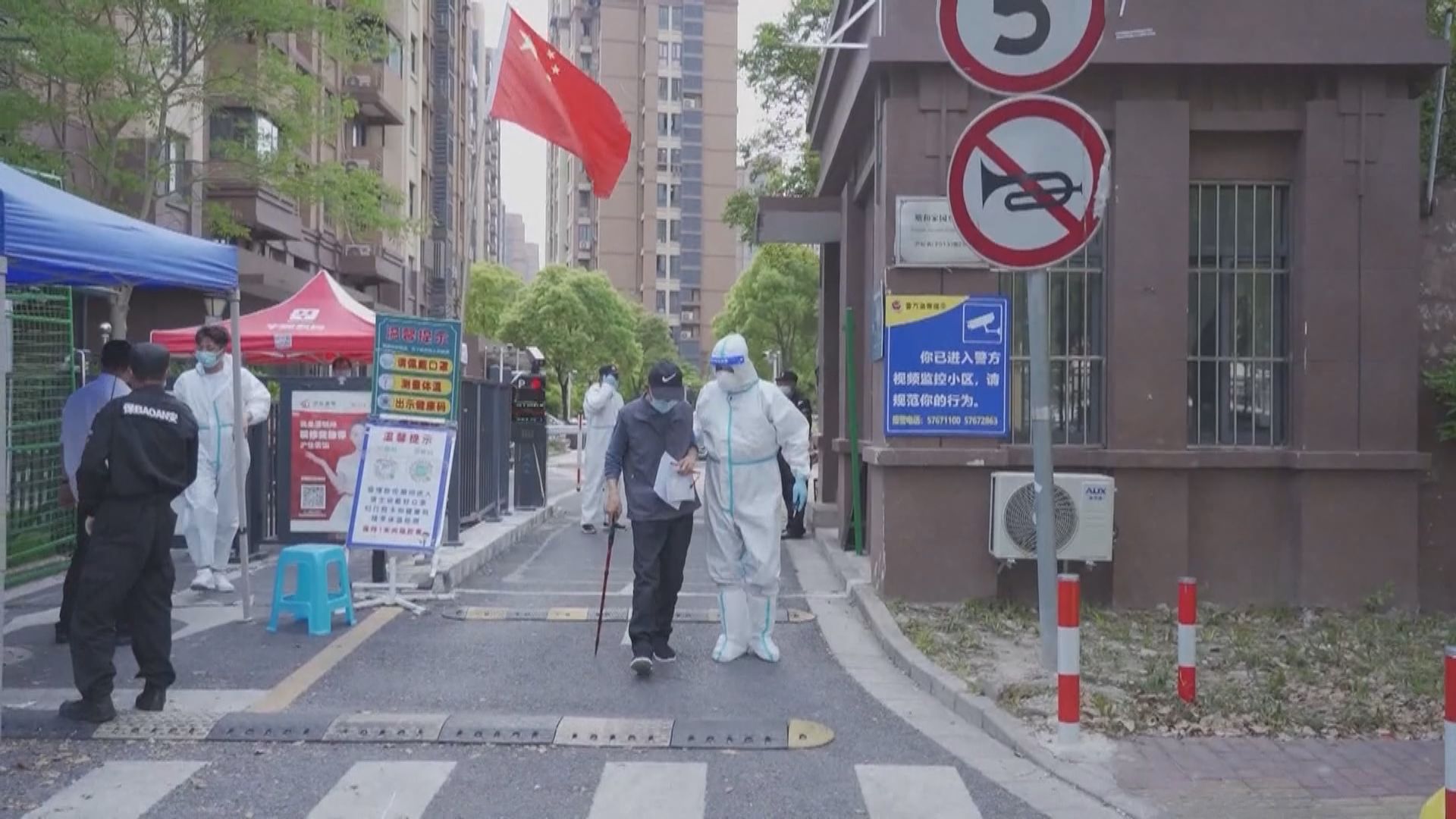 內地新增新冠本土感染時隔近一個月降至一萬宗以下