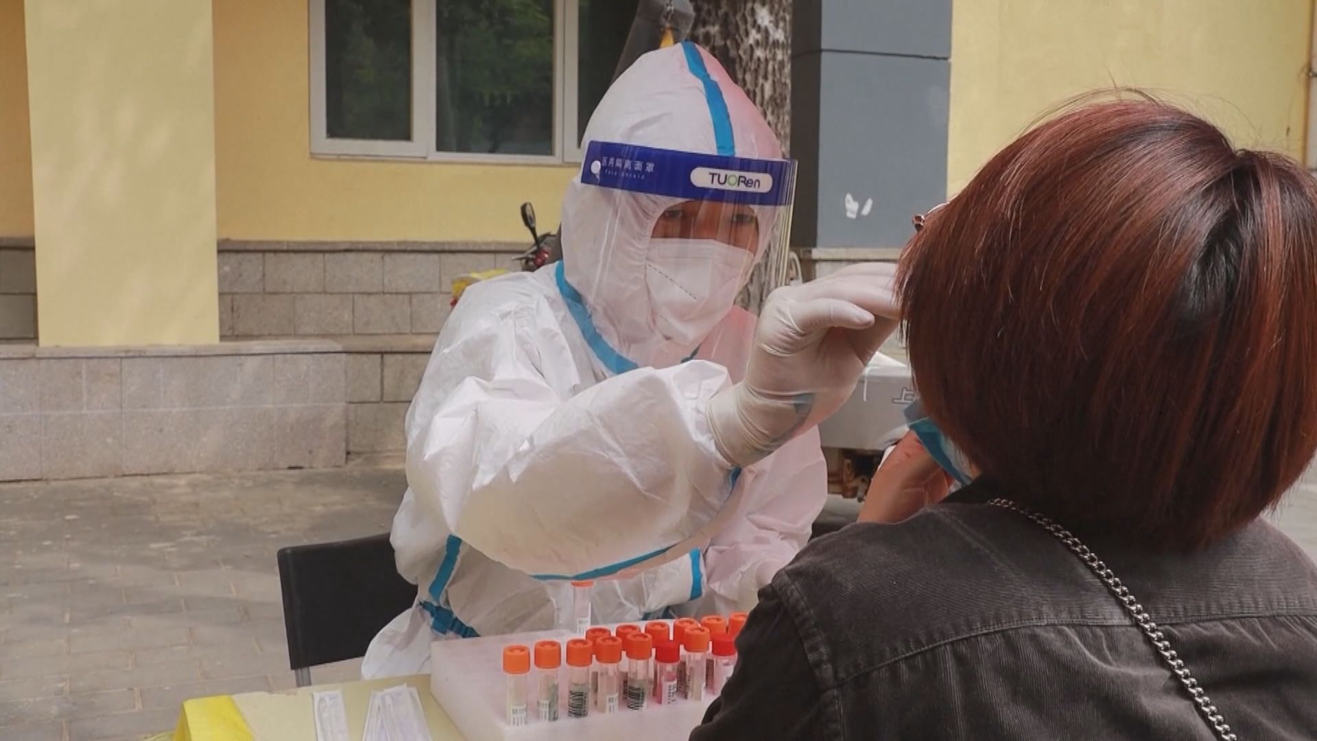 上海新增855宗新冠本土病例　北京增69宗