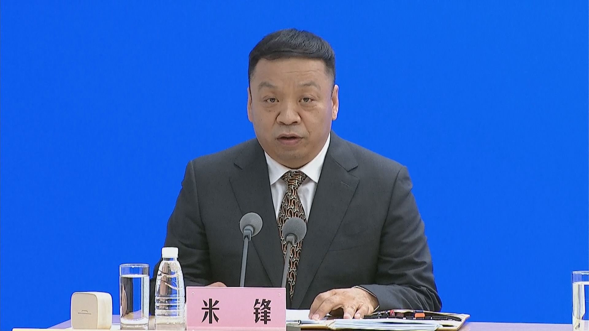 國家衞健委：內地疫情穩定下降但有新本土聚集性疫情