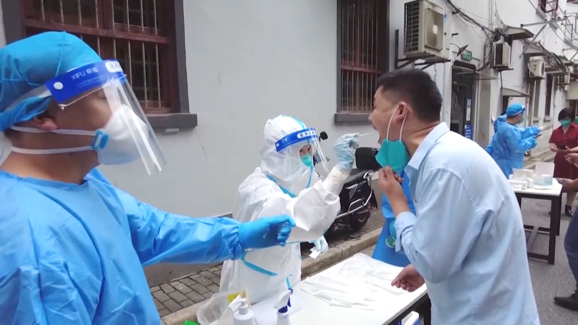 內地新增880宗新冠本土個案　逾六成在甘肅