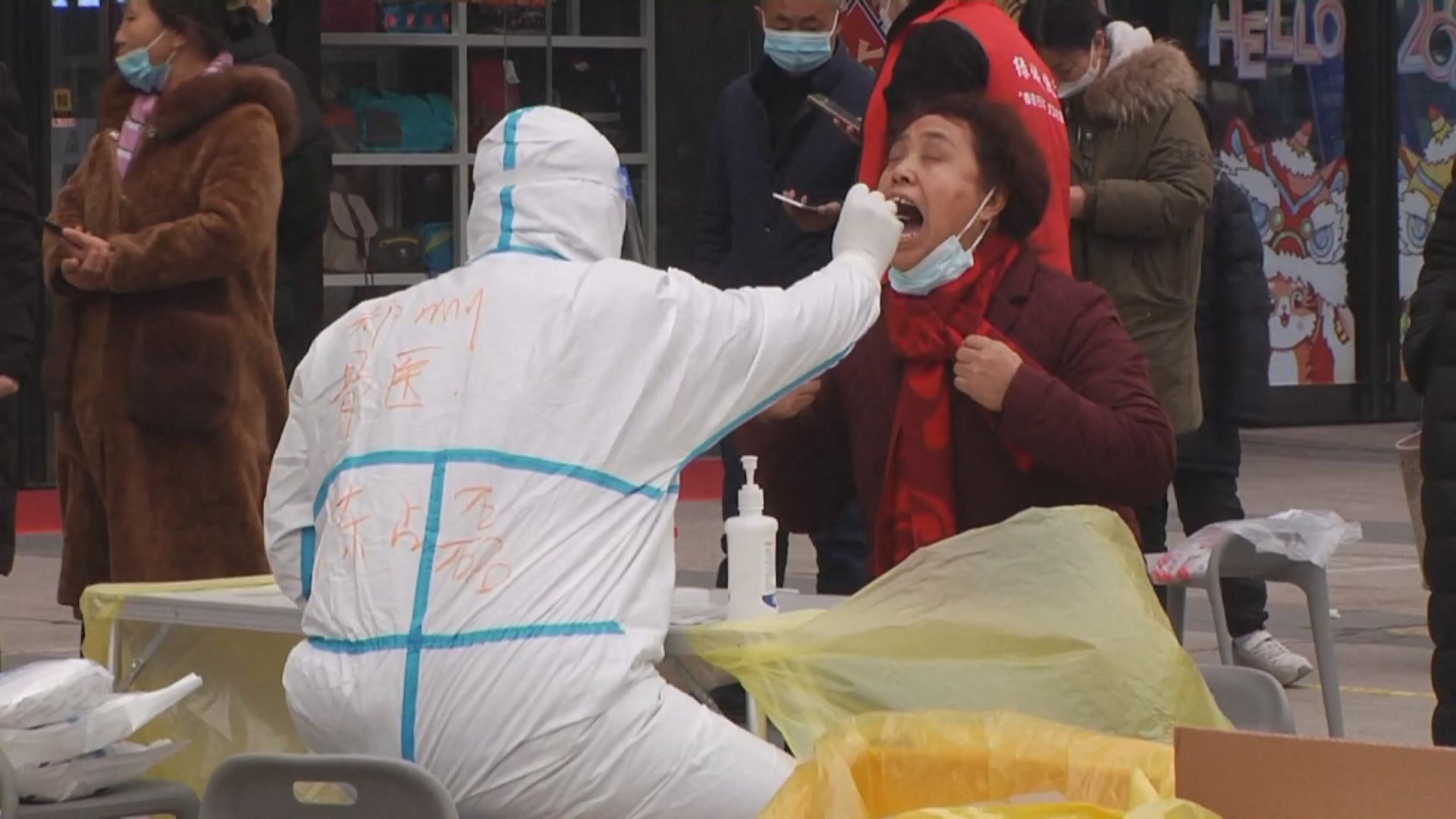 內地新增新冠本土個案突破三萬　多地疫情仍然嚴峻