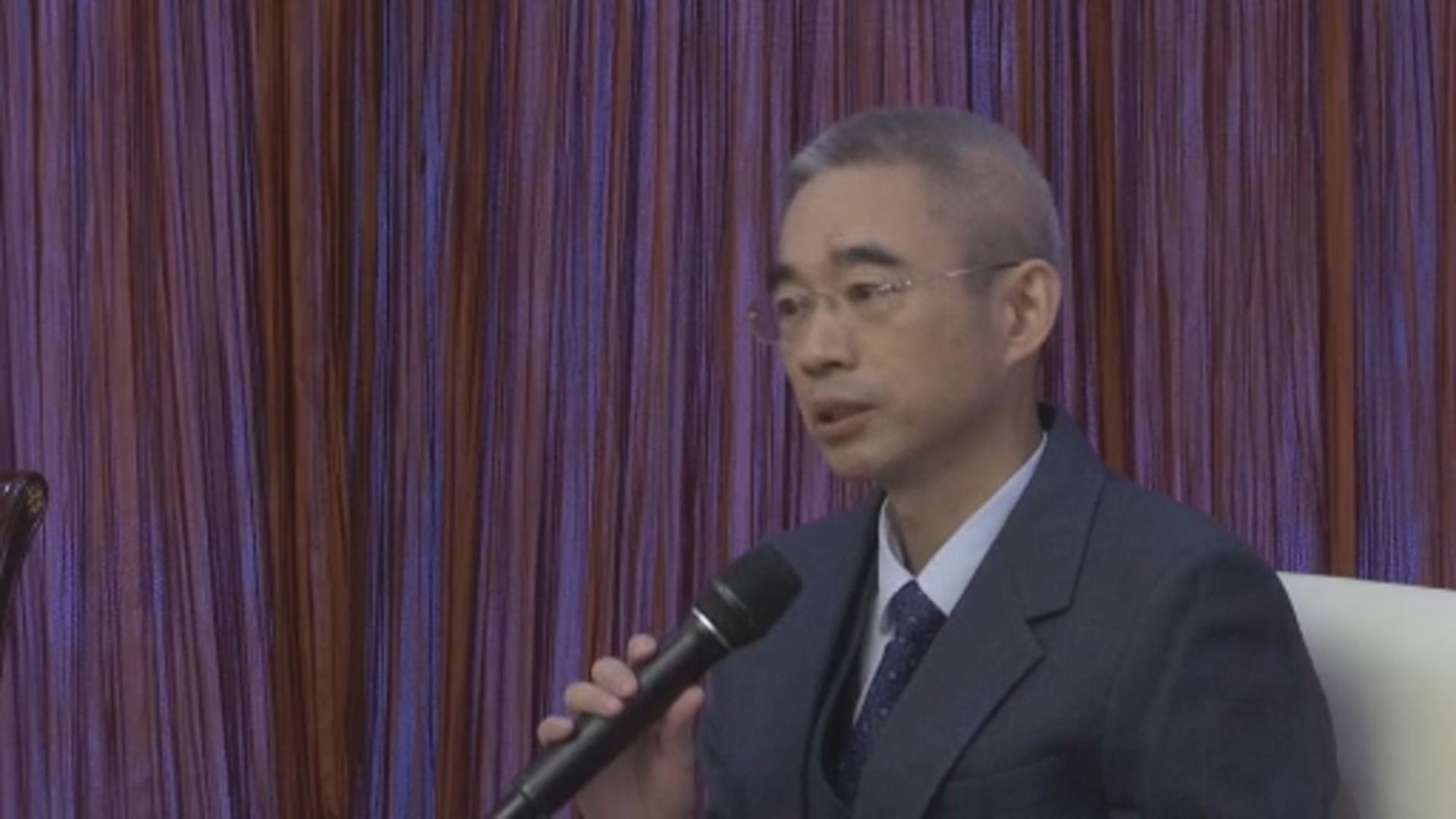 吳尊友：中國一直與國際社會分享疫情數據