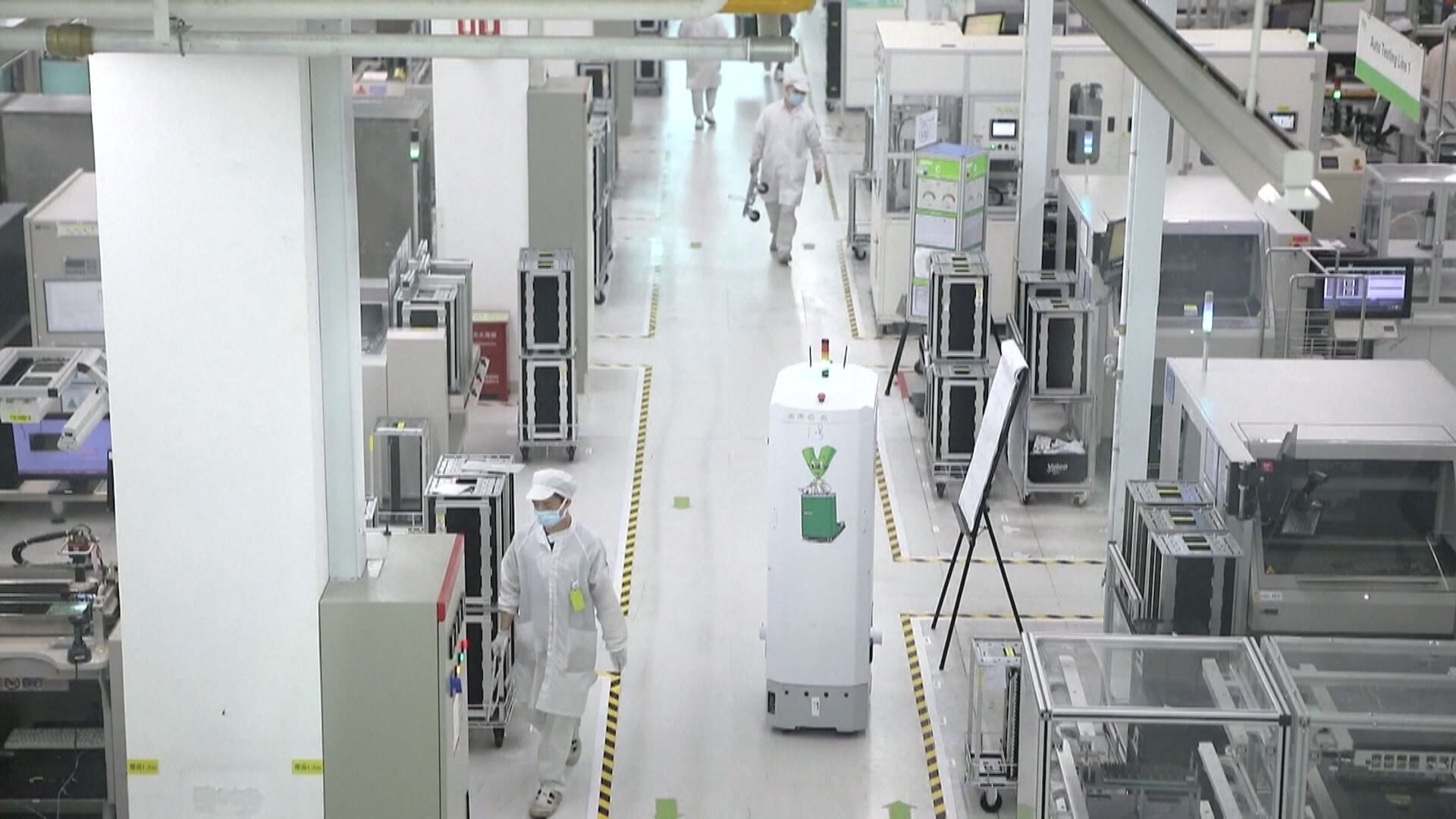 內地重開邊境　北京首都機場首班跨境航班來自香港