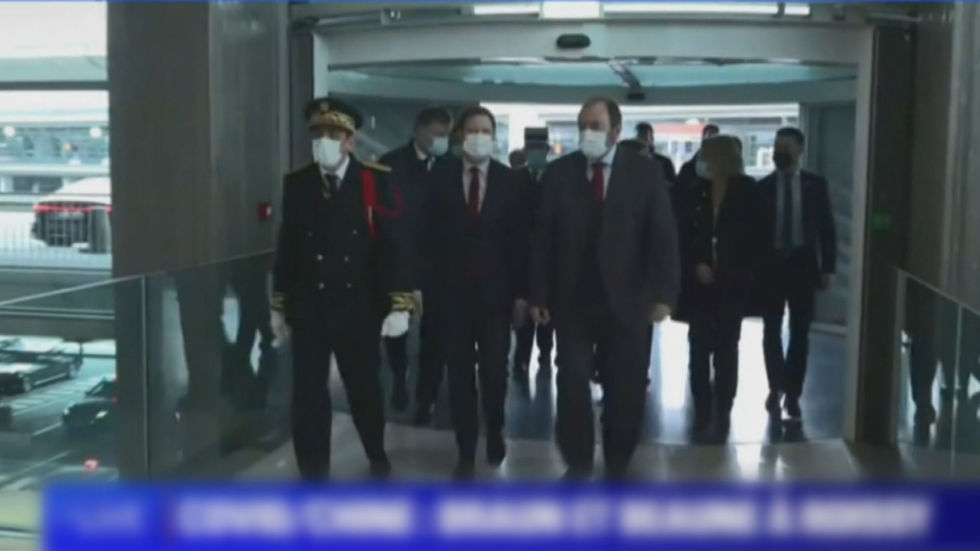 法國開始隨機抽驗中國抵埗旅客　稱將推動歐盟採取同一措施