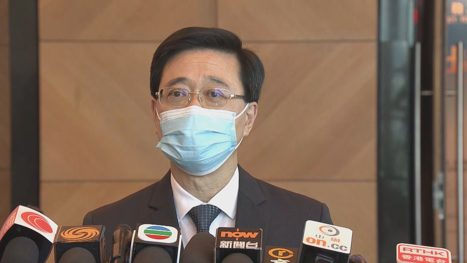 下周五起收緊入境豁免檢疫群組　取消領事館人員免檢疫