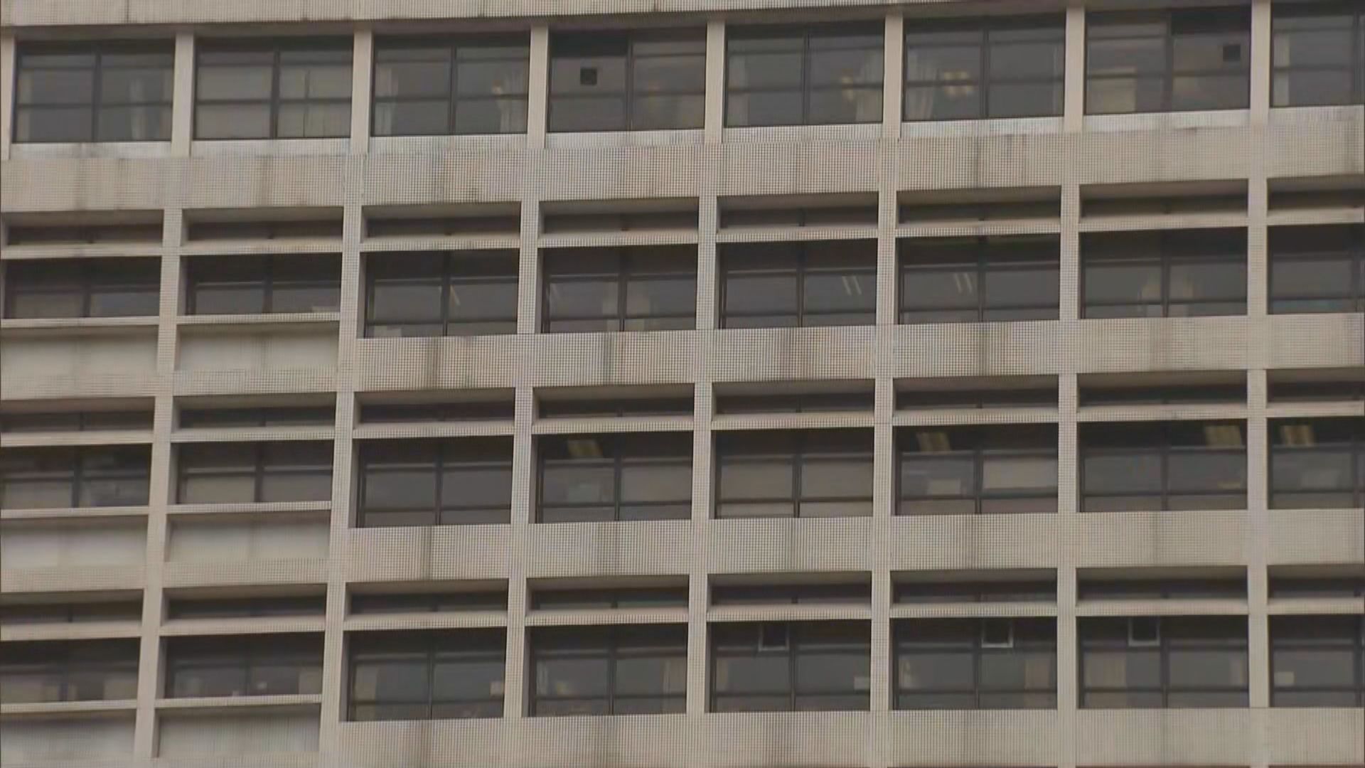 再多三名新冠病毒確診者離世　累計41死