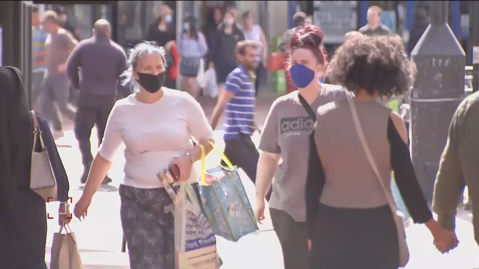 英國增逾3萬2千人確診　再創一月以來新高