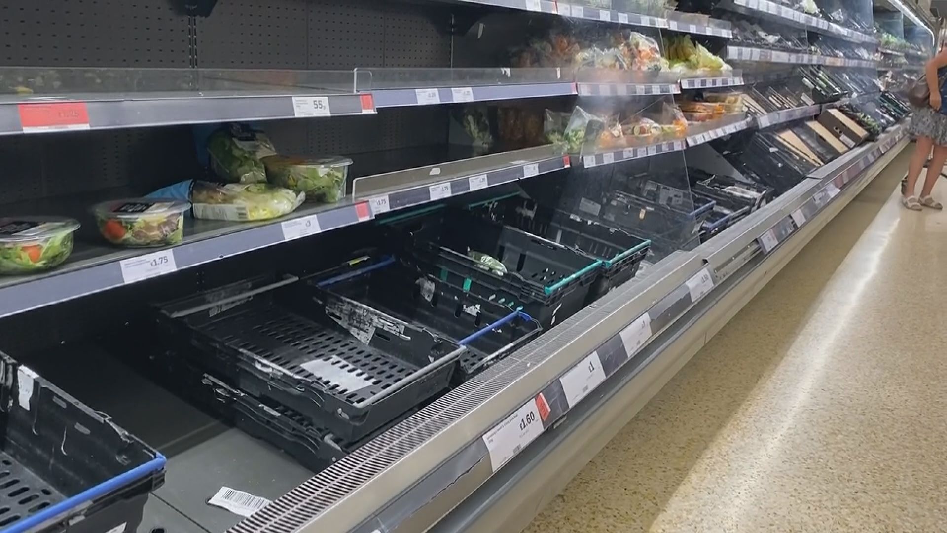 英疫情隔離政策致食品供應短缺　部分食品從業員獲豁免隔離