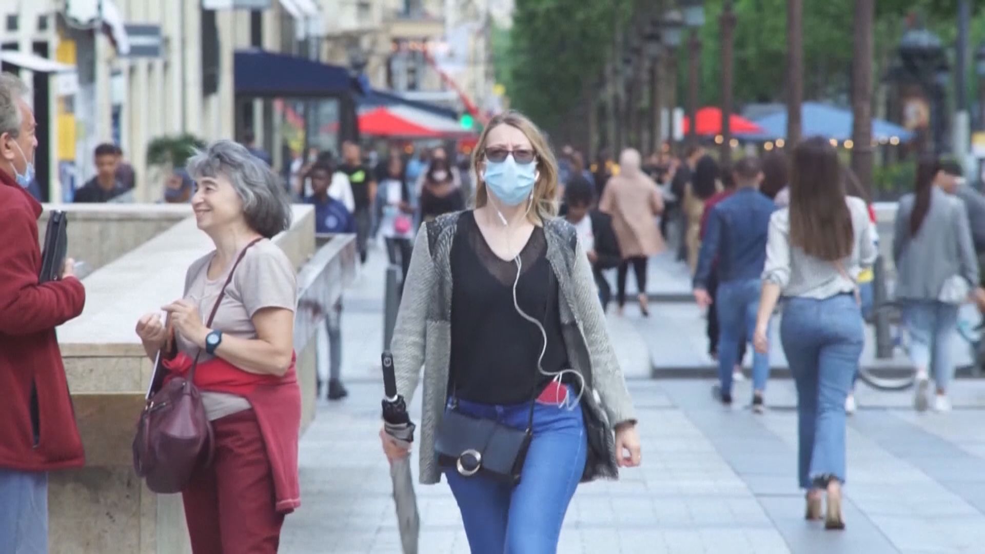 法國累計確診人數突破90萬　第一夫人曾接觸確診者要自我隔離