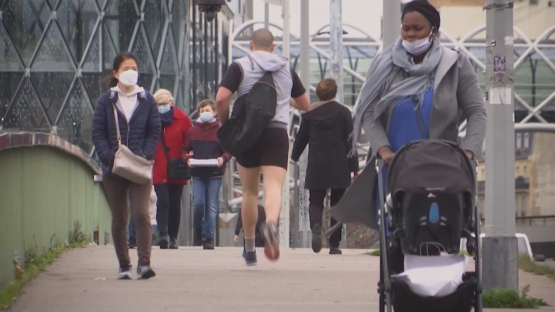 歐洲疫情持續嚴峻　法國周五起全國封鎖至十二月