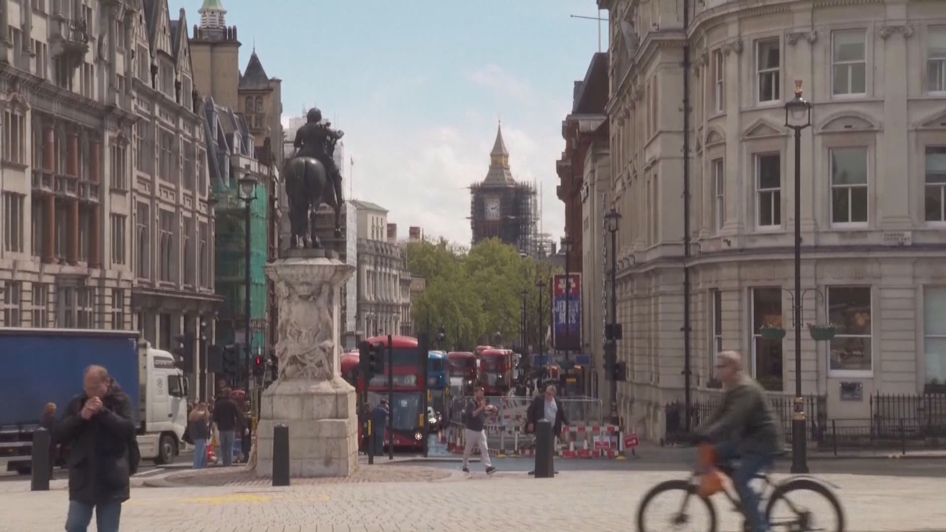 英國連續四天單日新增逾二萬人確診新冠病毒