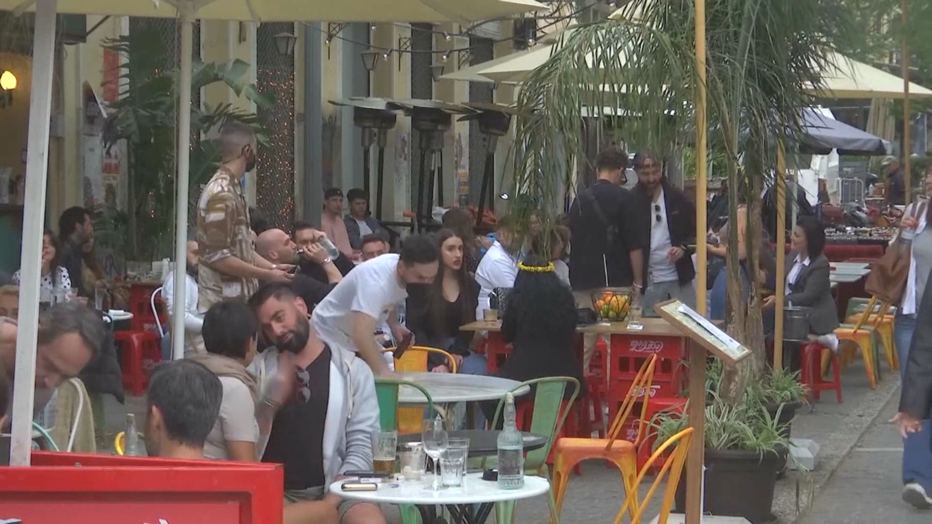 希臘和意大利放寬防疫限制