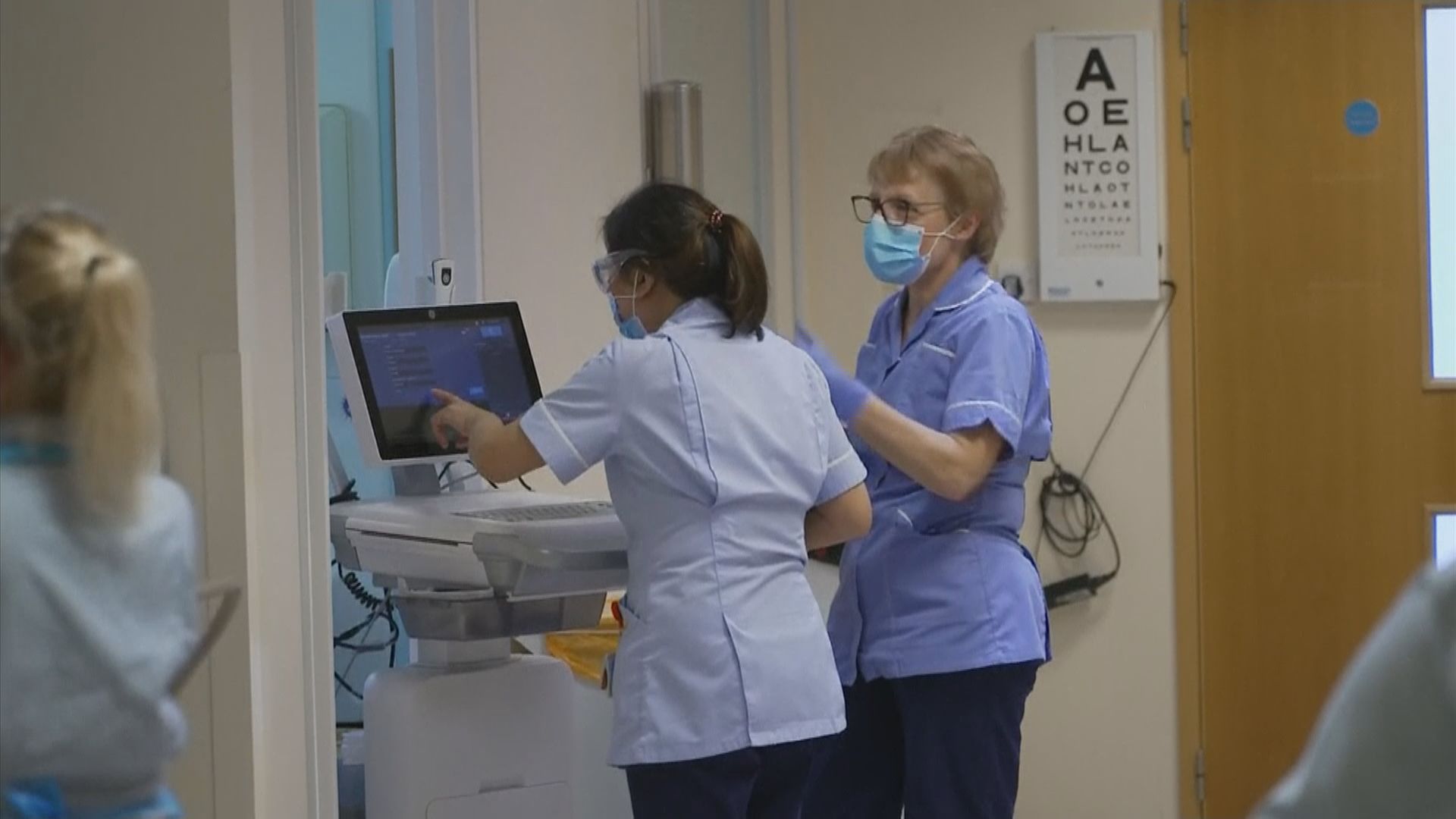 英國皇家護理學院指引：護士如無足夠防護應拒絕治療