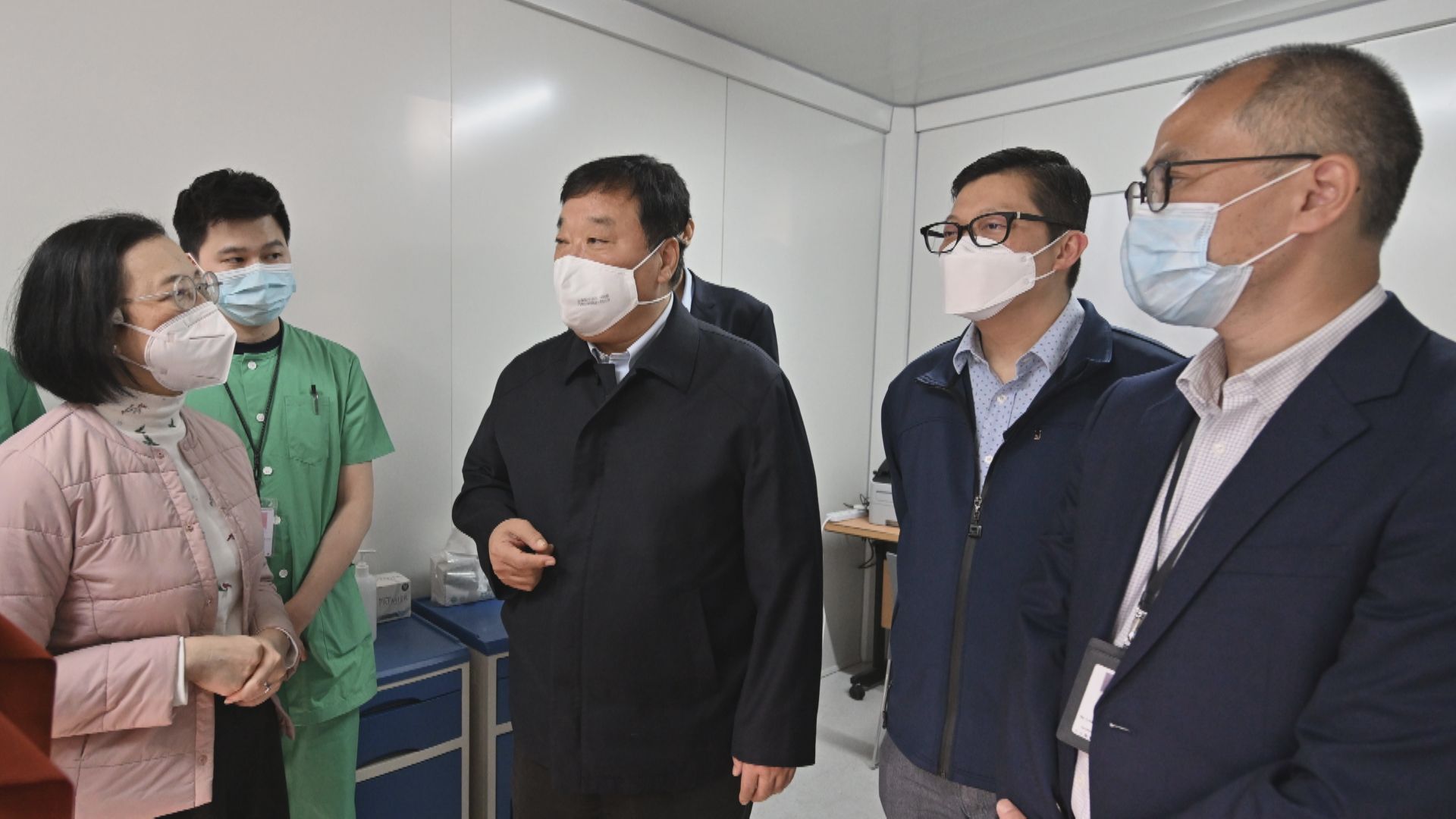 梁萬年：最優先任務非全民檢測　須先減感染、重症及死亡個案