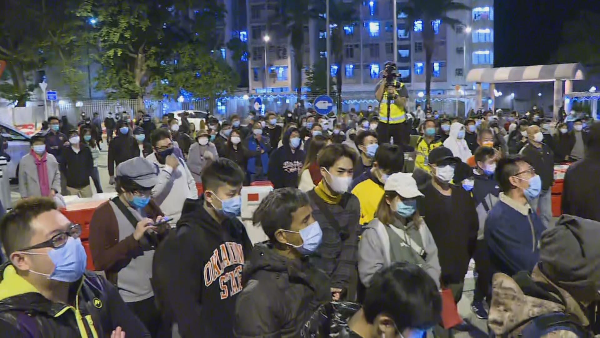 政府澄清目前無計劃使用暉明邨