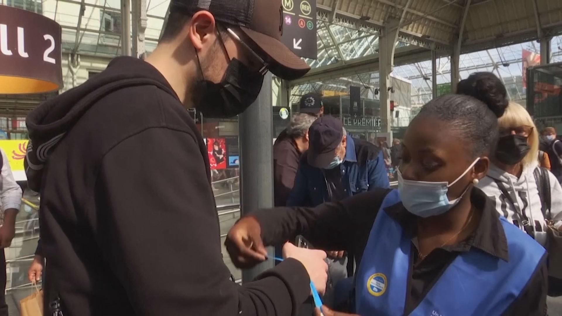 法國擴大健康通行證適用範圍