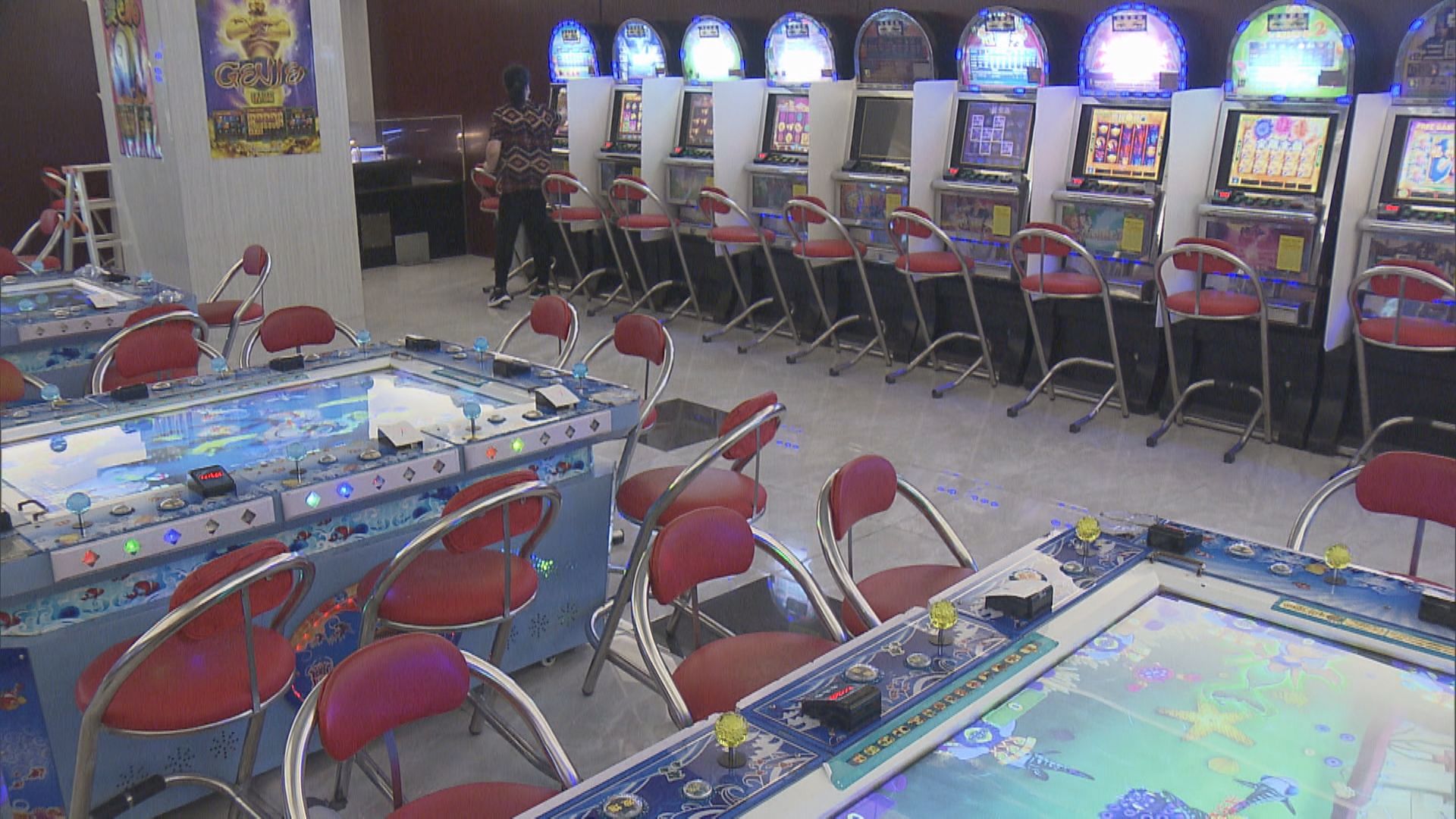 遊樂中心準備復業　籃球機設隔板代幣每次用完會消毒