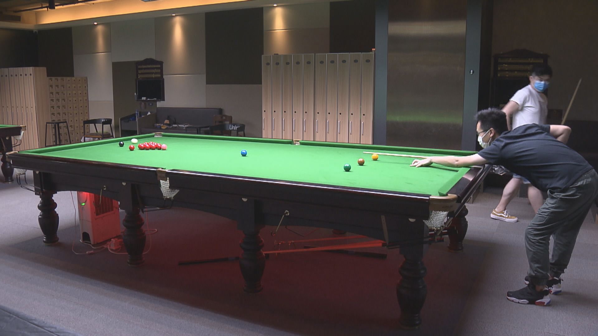 政府刊憲延長防疫措施至十月一日