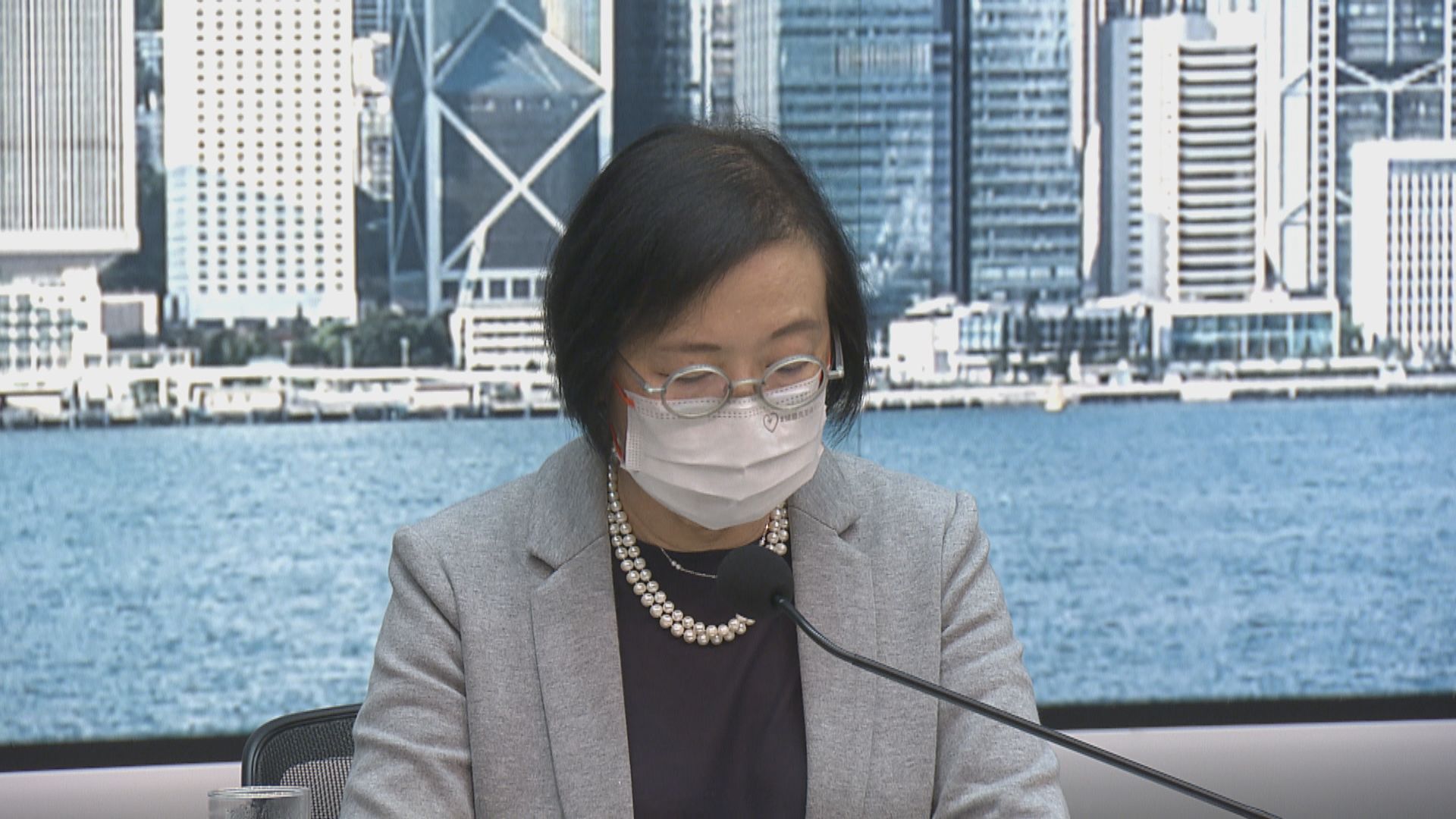 陳肇始：若A組地區疑有社區感染　抵港人士檢疫安排將更嚴格