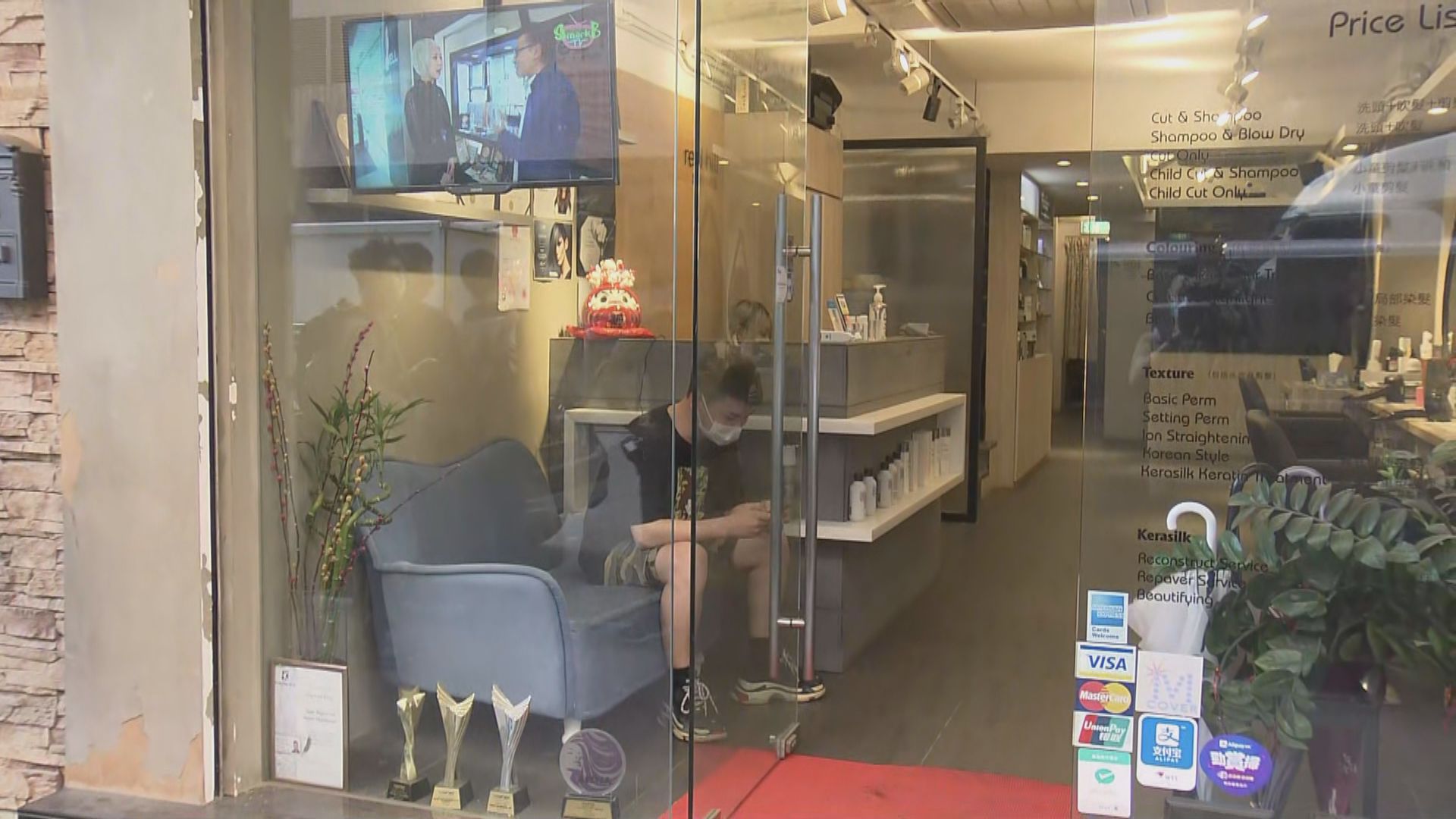 政府徵富豪東方酒店作檢疫　附近商戶批無事先通知