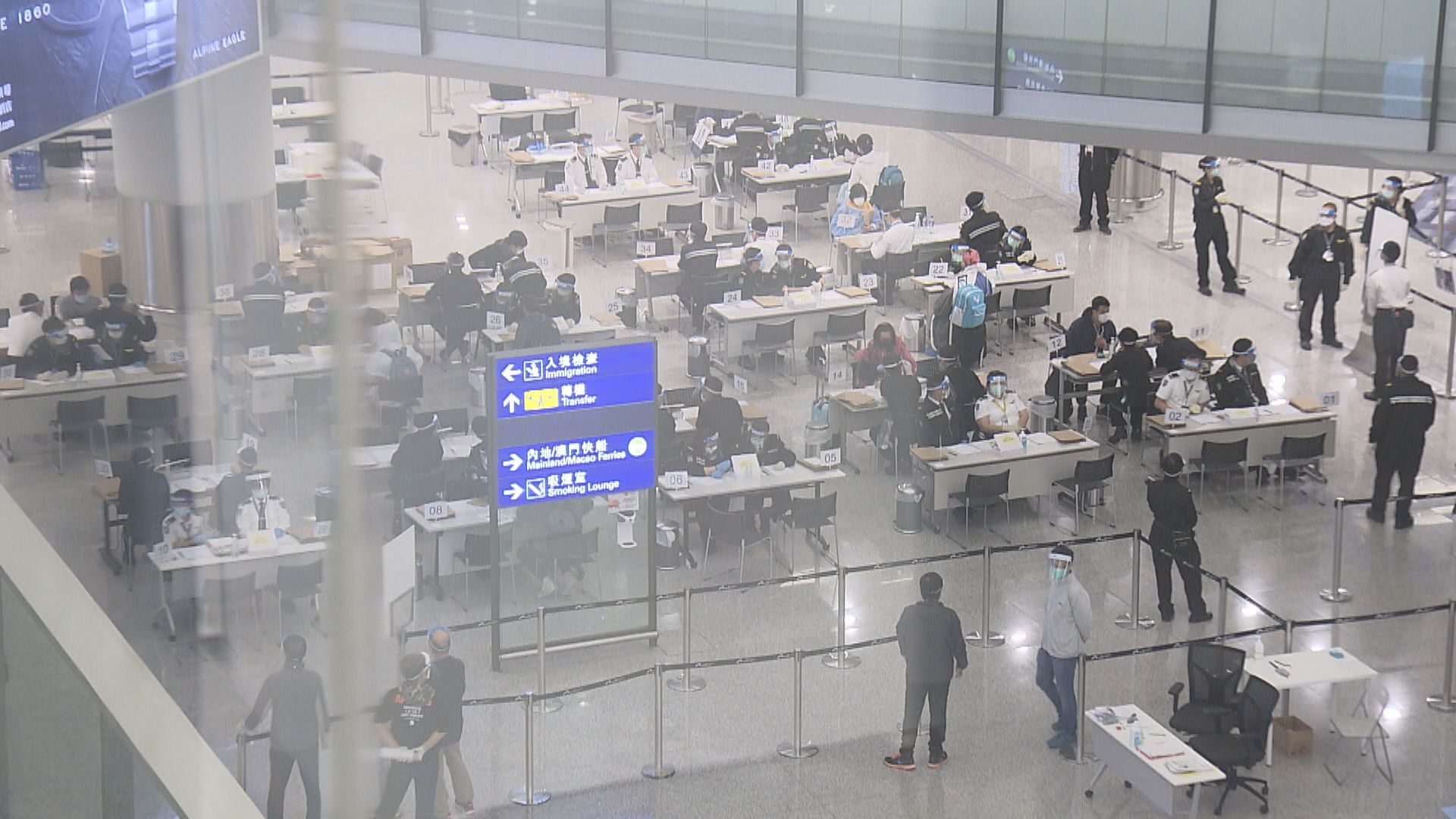 【附指定酒店清單】本月22日起機場抵港人士須到指定酒店檢疫