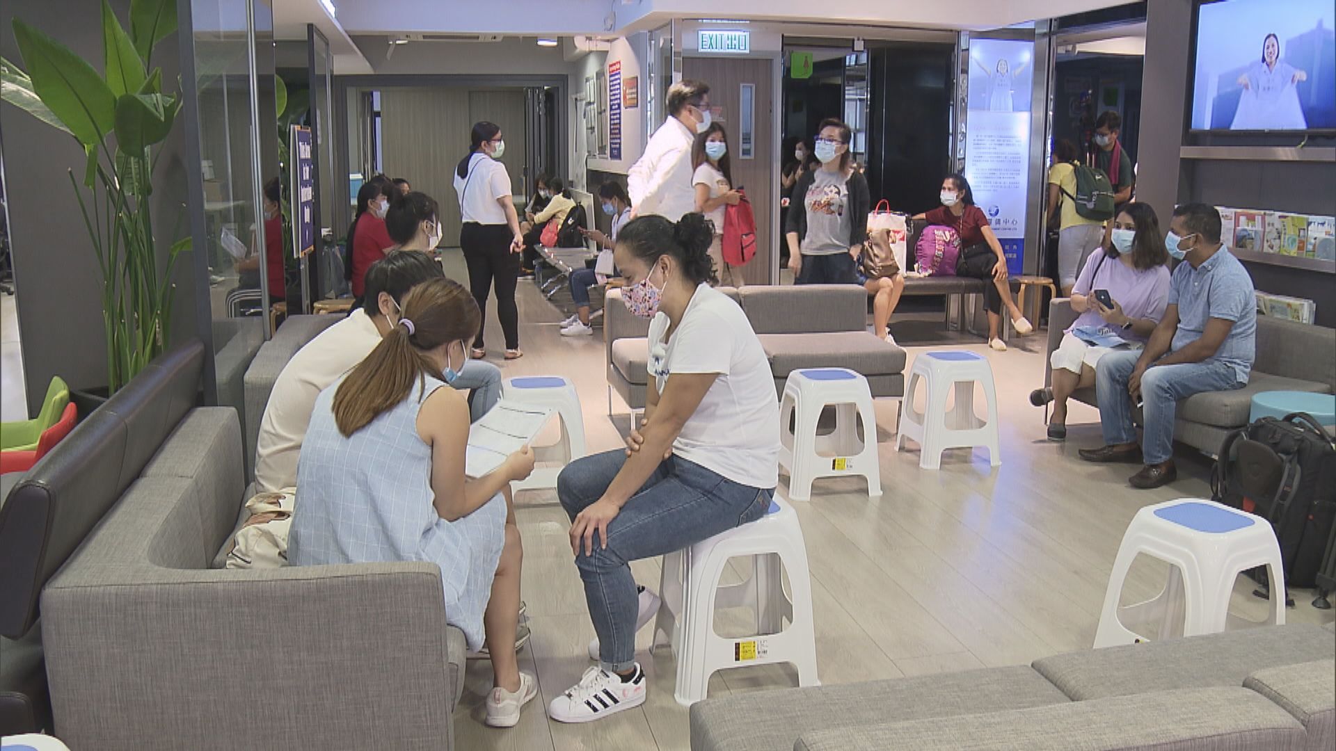 海外抵港人士隔離期延長　有外傭因沒有房間未能如期來港