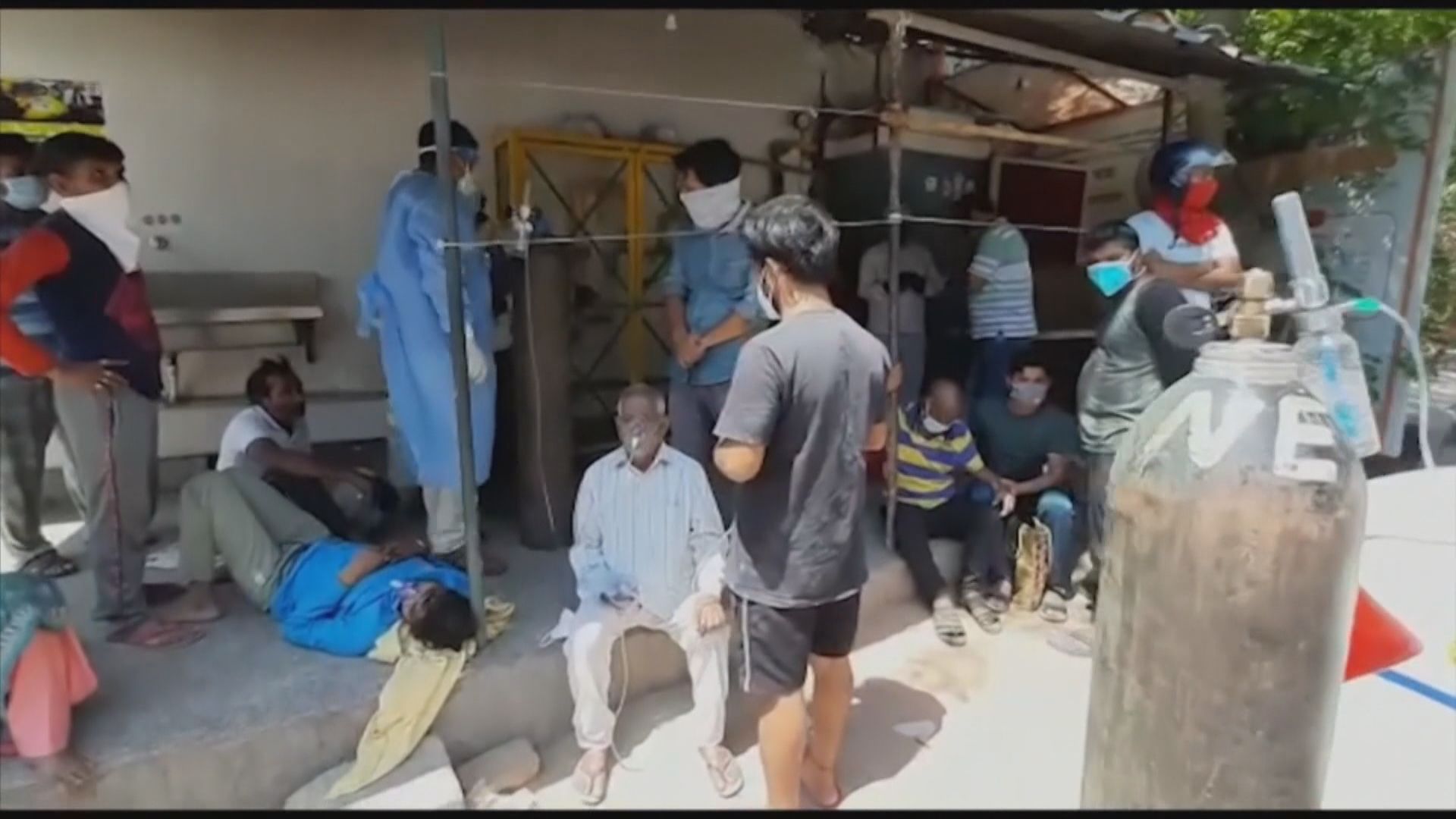 印度增近35萬宗確診　德里地區延長封城至下月三日