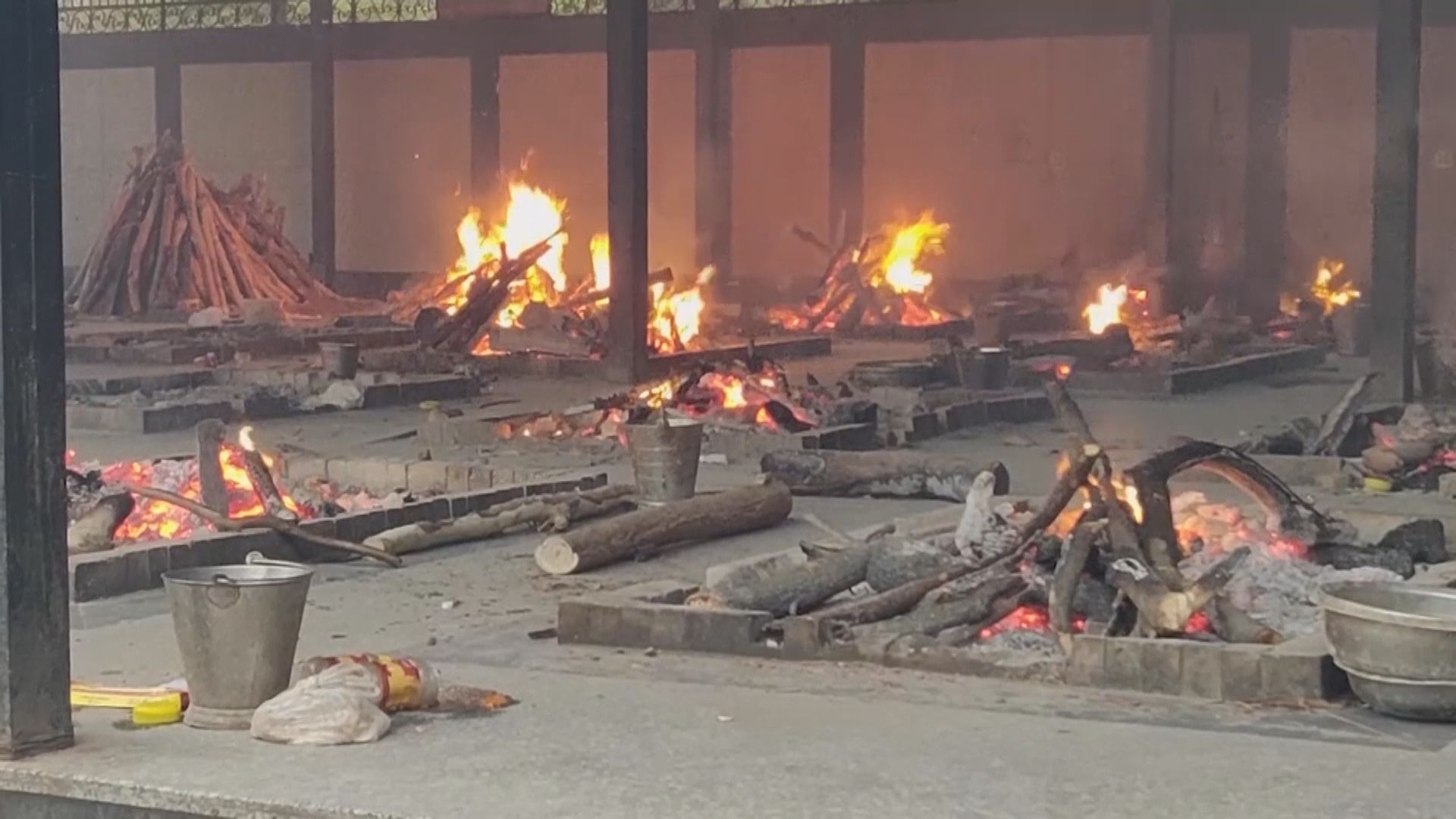 印度新冠變種病毒肆虐　政府仍推動巨額工程計劃惹批評