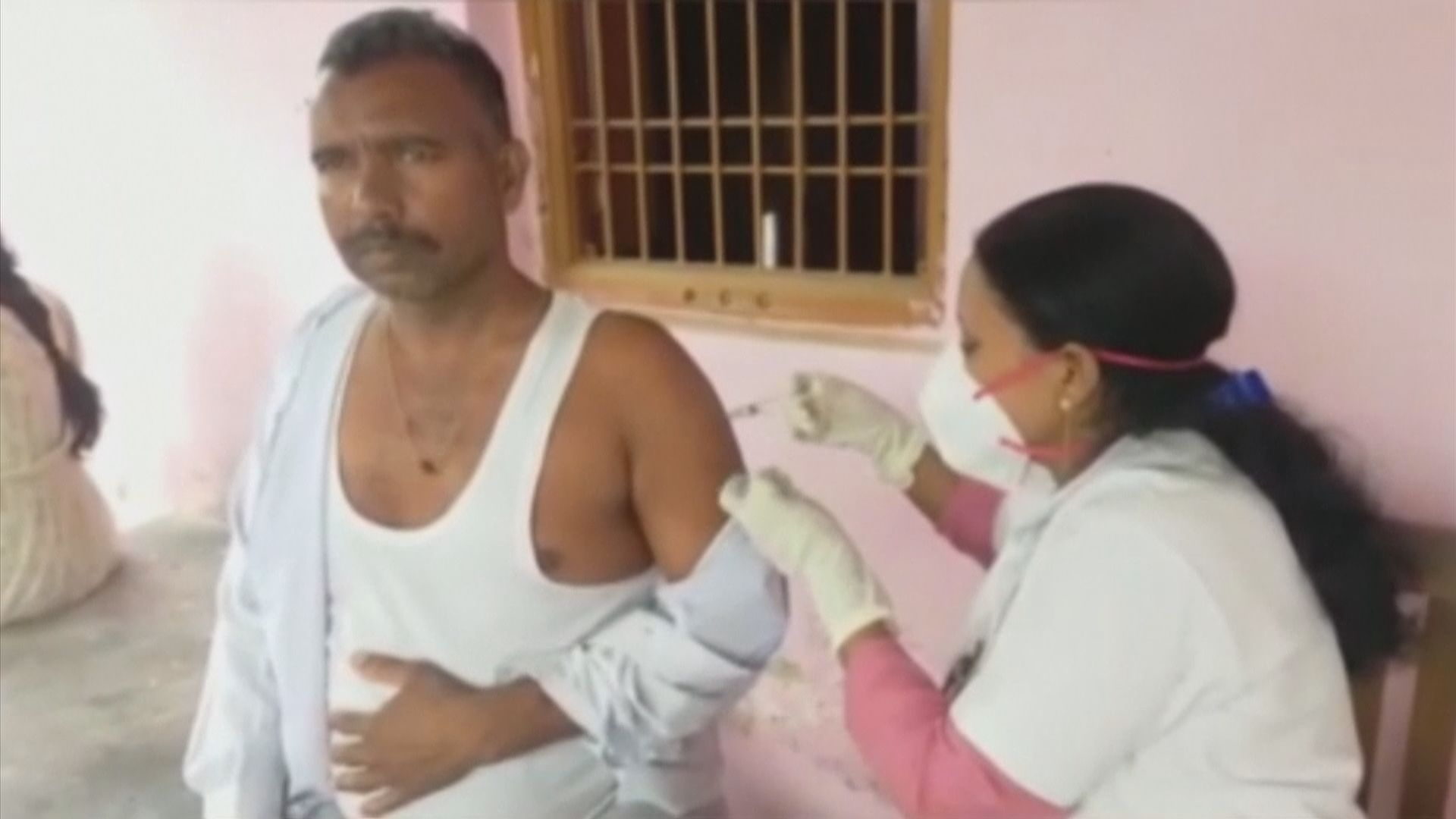 印度新冠疫苗供應不足　德里地區暫停為年輕人注射