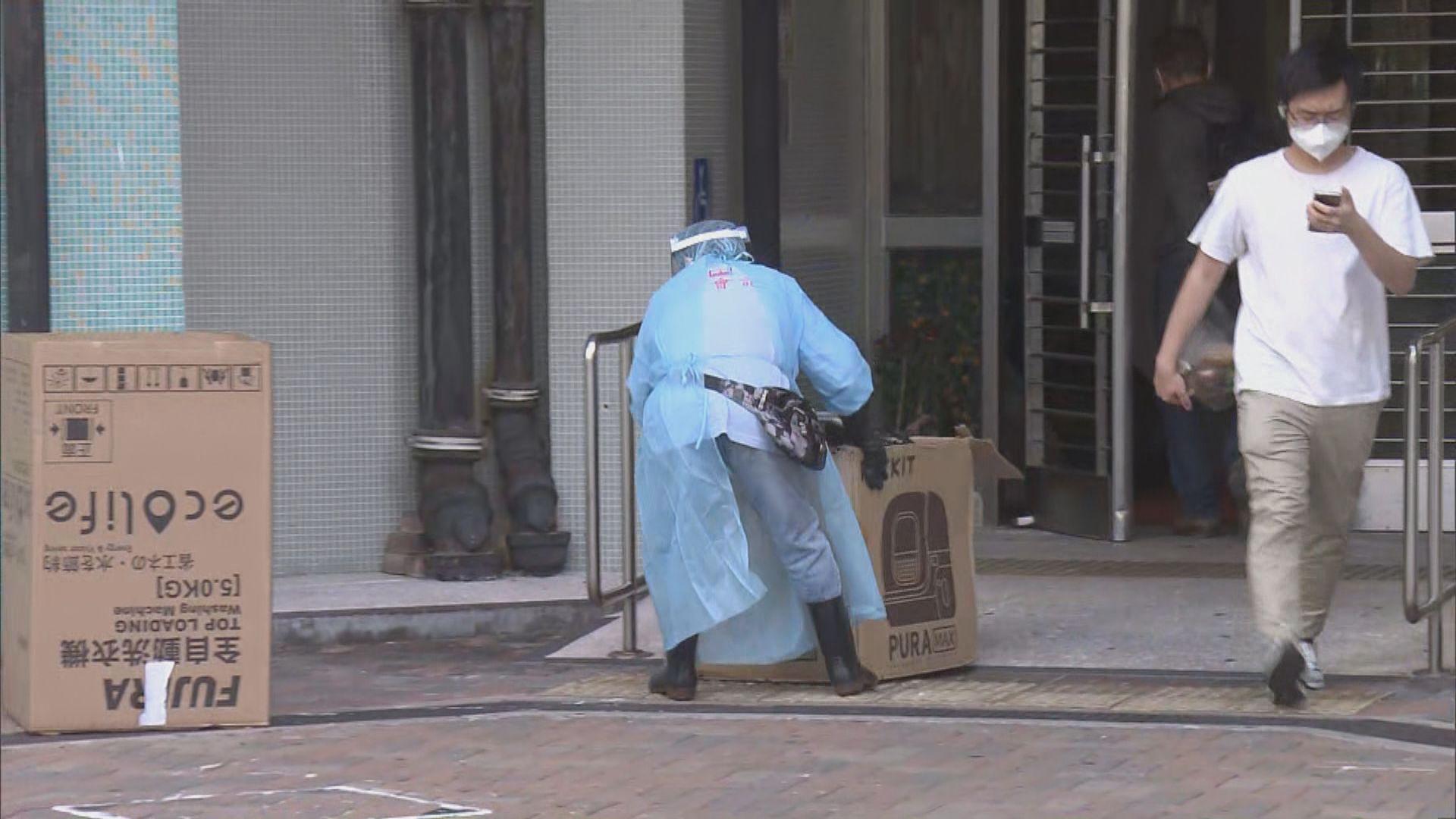 有葵涌邨居民指邨內垃圾堆積問題已有改善