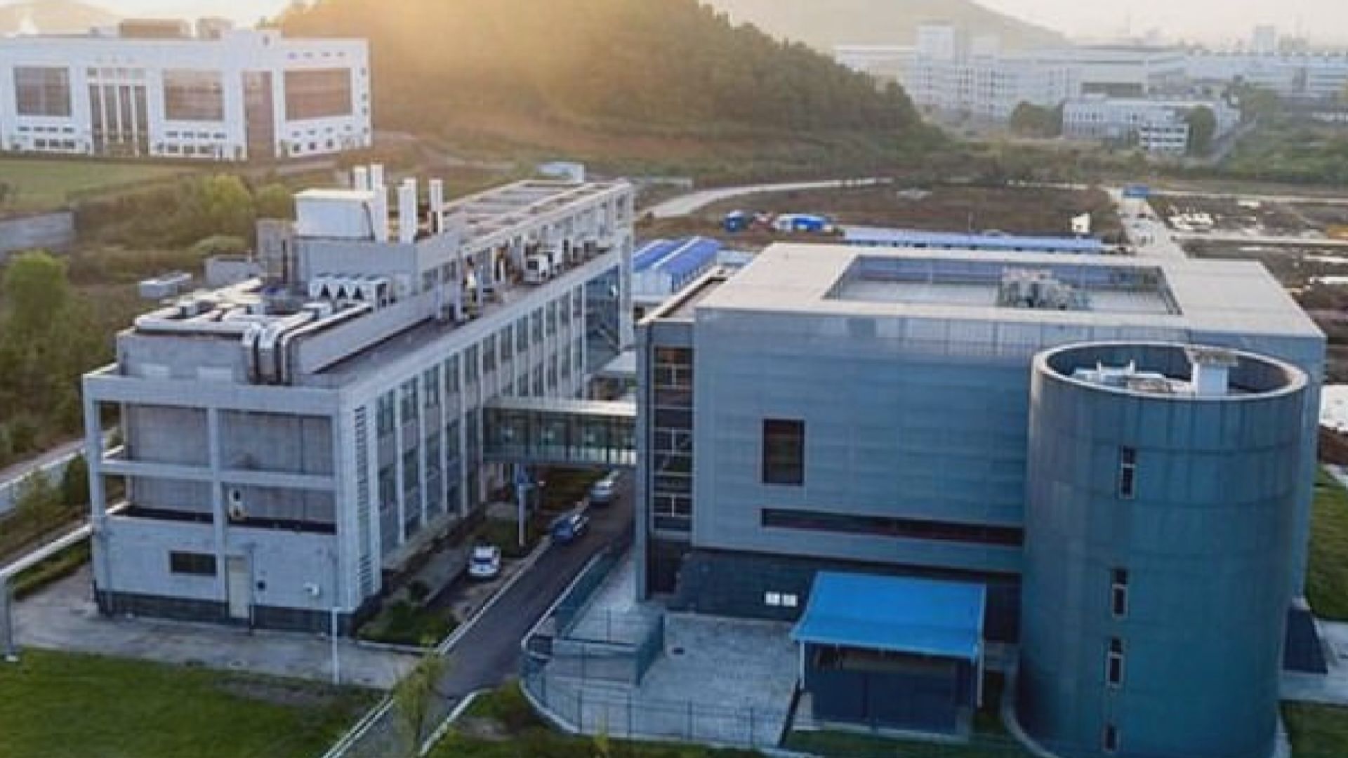 美媒指新冠病毒由武漢實驗室外洩　中方：毫無科學根據