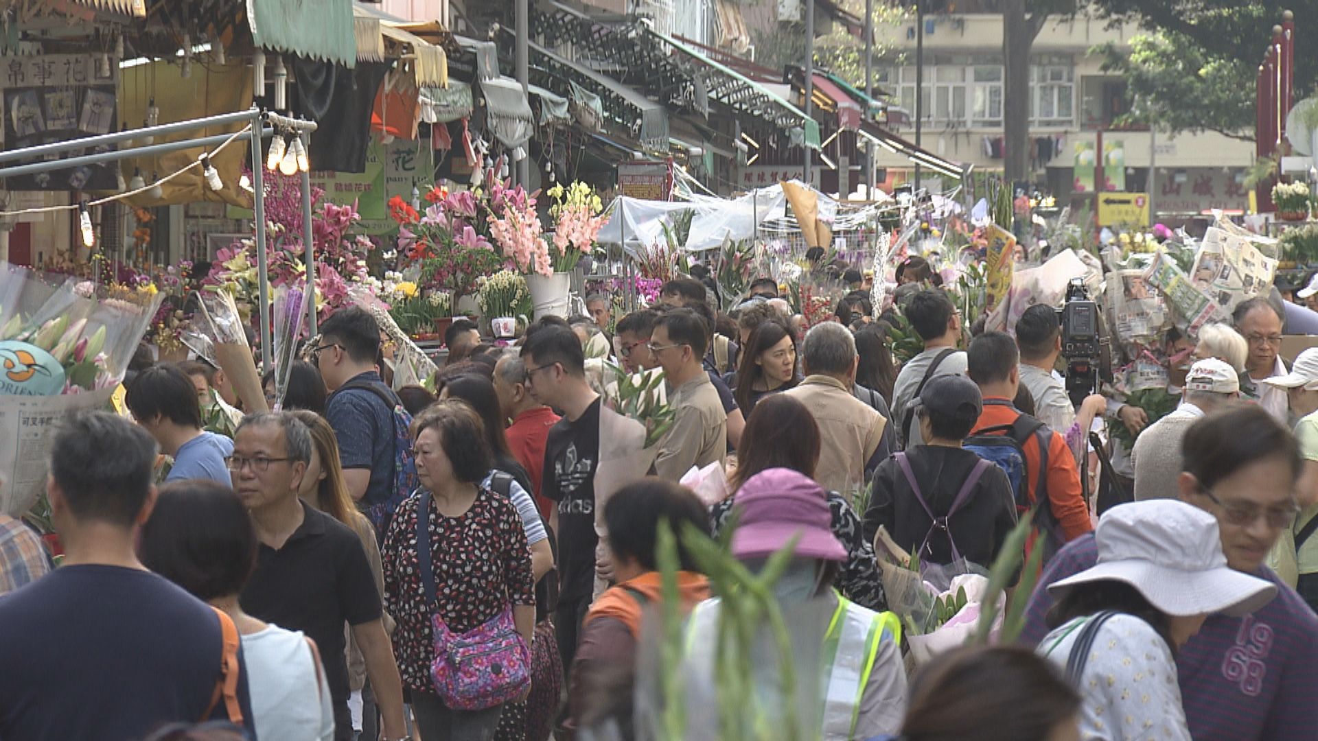 年宵市場重開規模縮減　政府否認轉軚稱從善如流