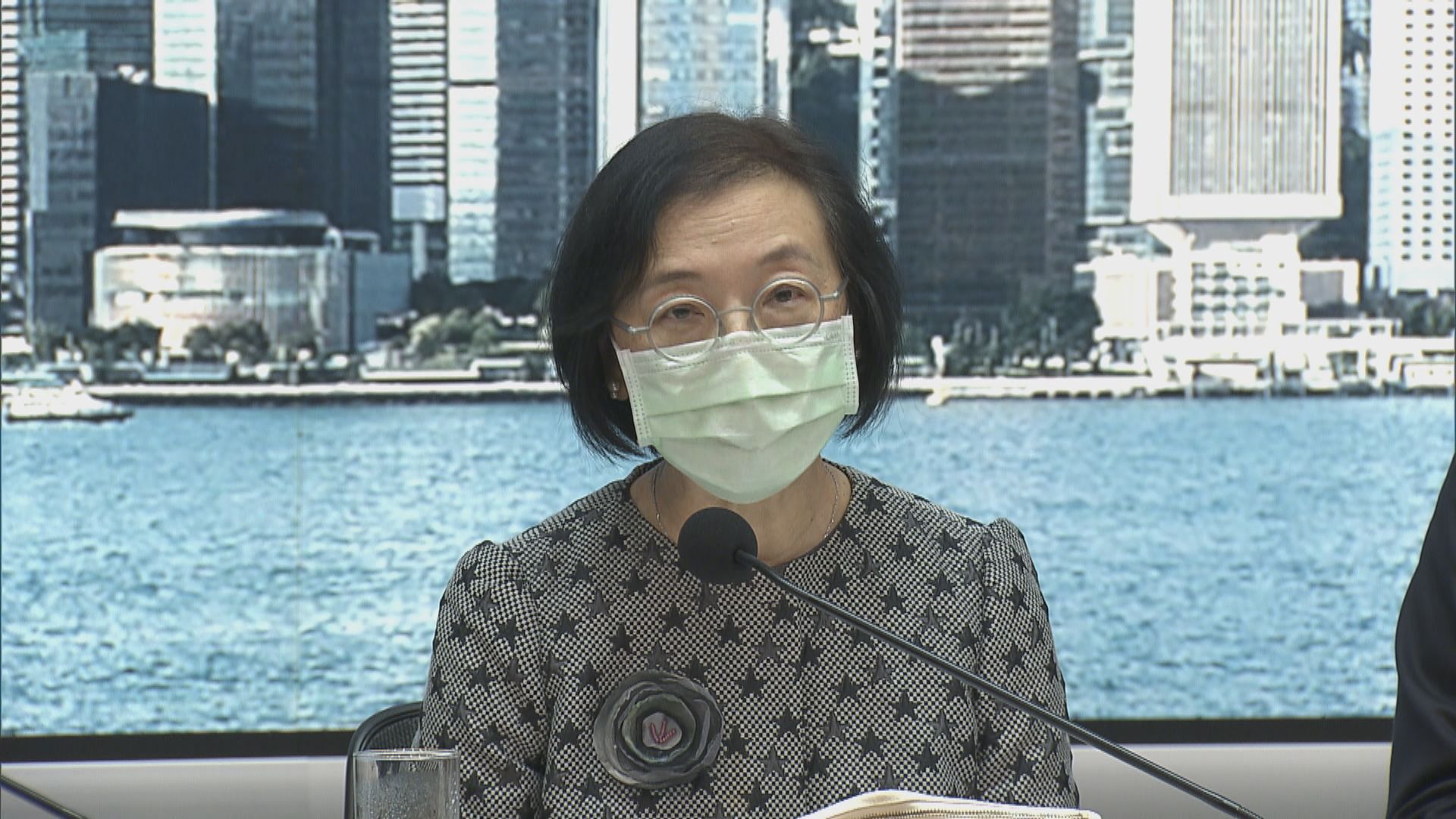 陳肇始指未必全部歌舞場地受新措施規管　籲市民減少不必要聚集